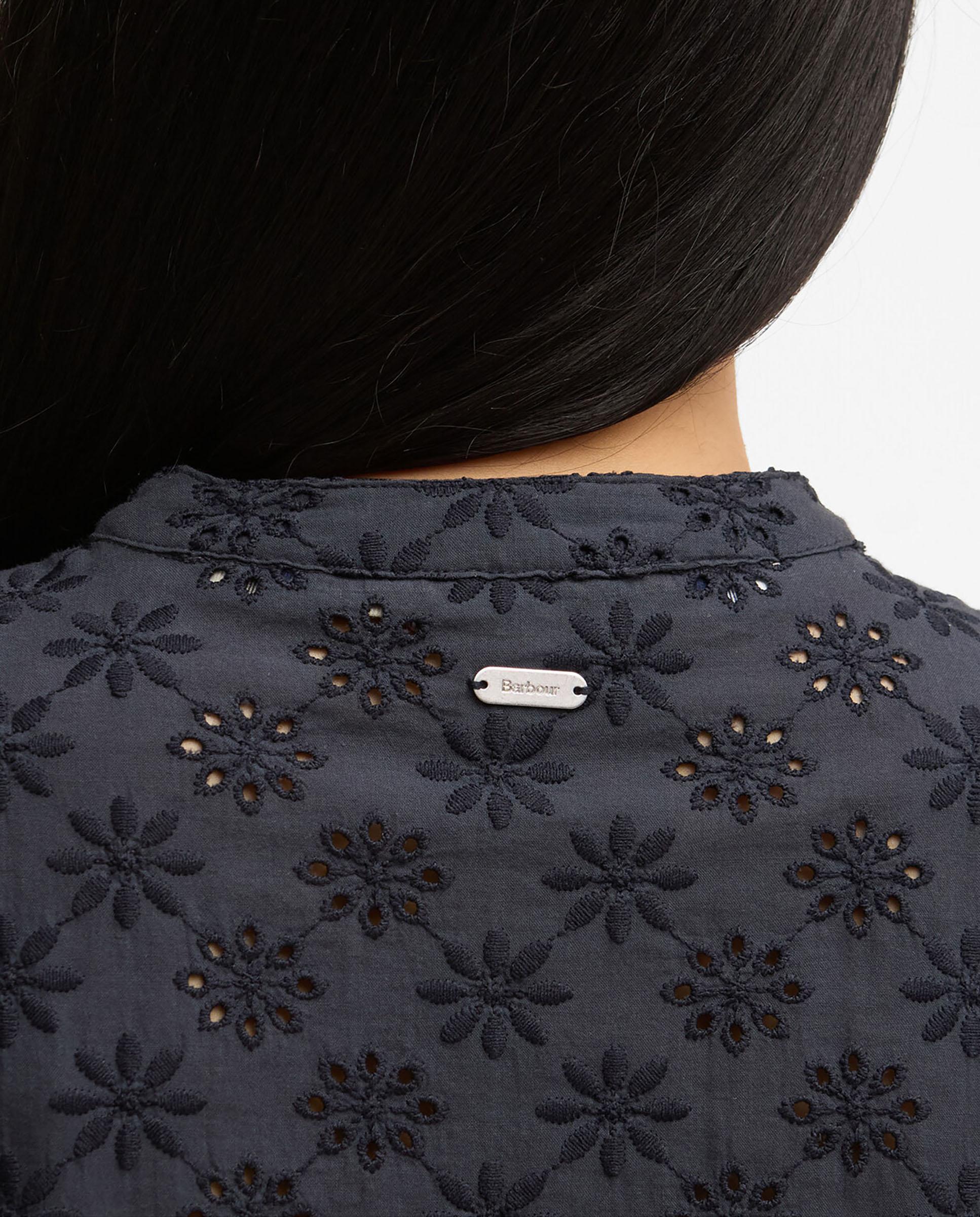 Camisa de mujer con manga abullonada y cierre abotonado con tapeta - Barbour - Azul marino Azul marino-5