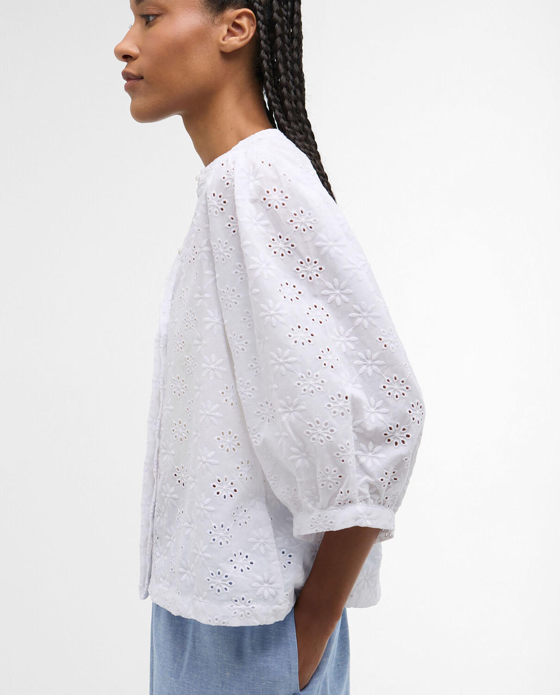 Camisa de mujer con manga abullonada y cierre abotonado con tapeta - Barbour - Blanco Blanco-4