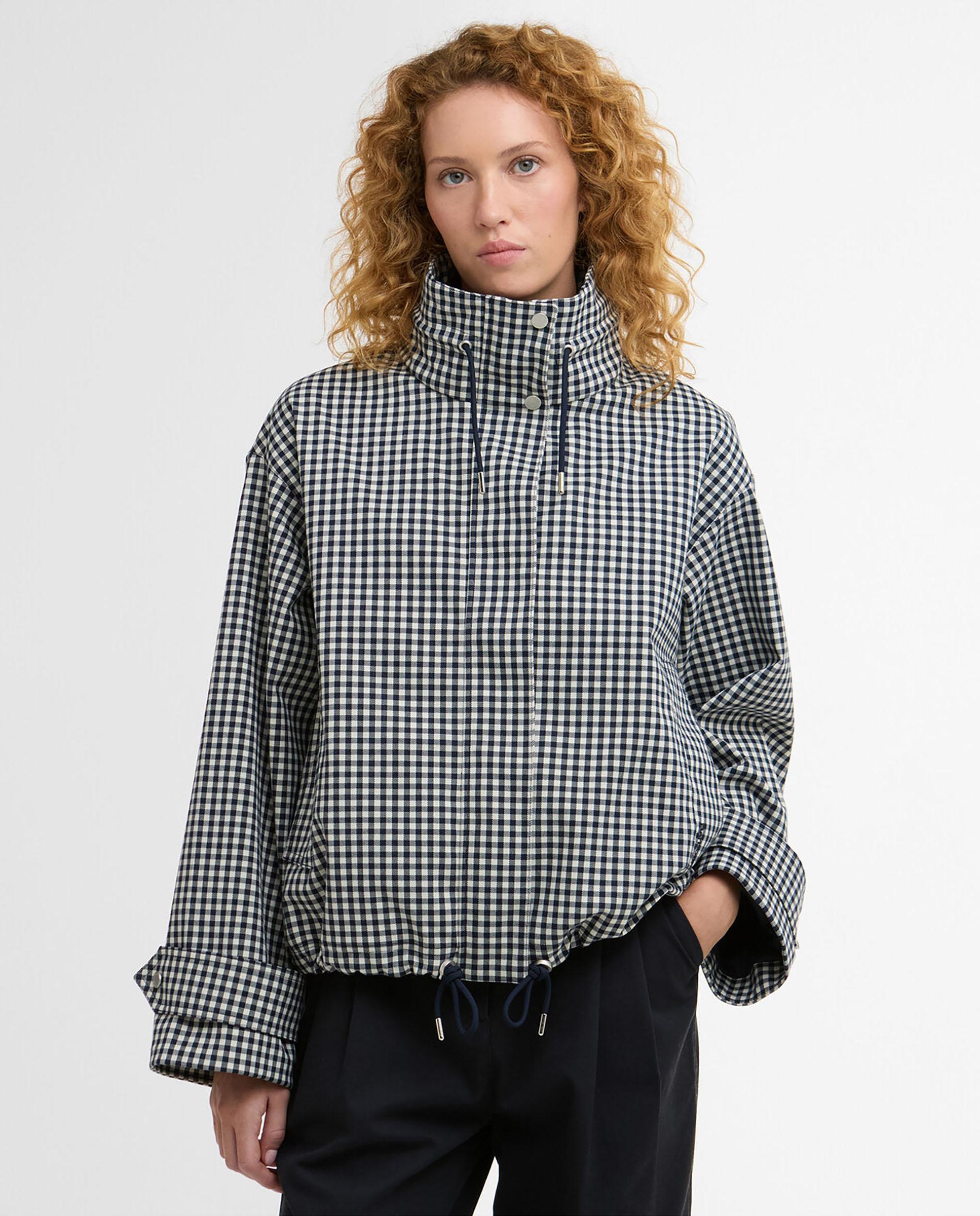 Barbour - Chaqueta de mujer con cuello alto oversize y cordones ajustables en el cuello y el dobladillo.