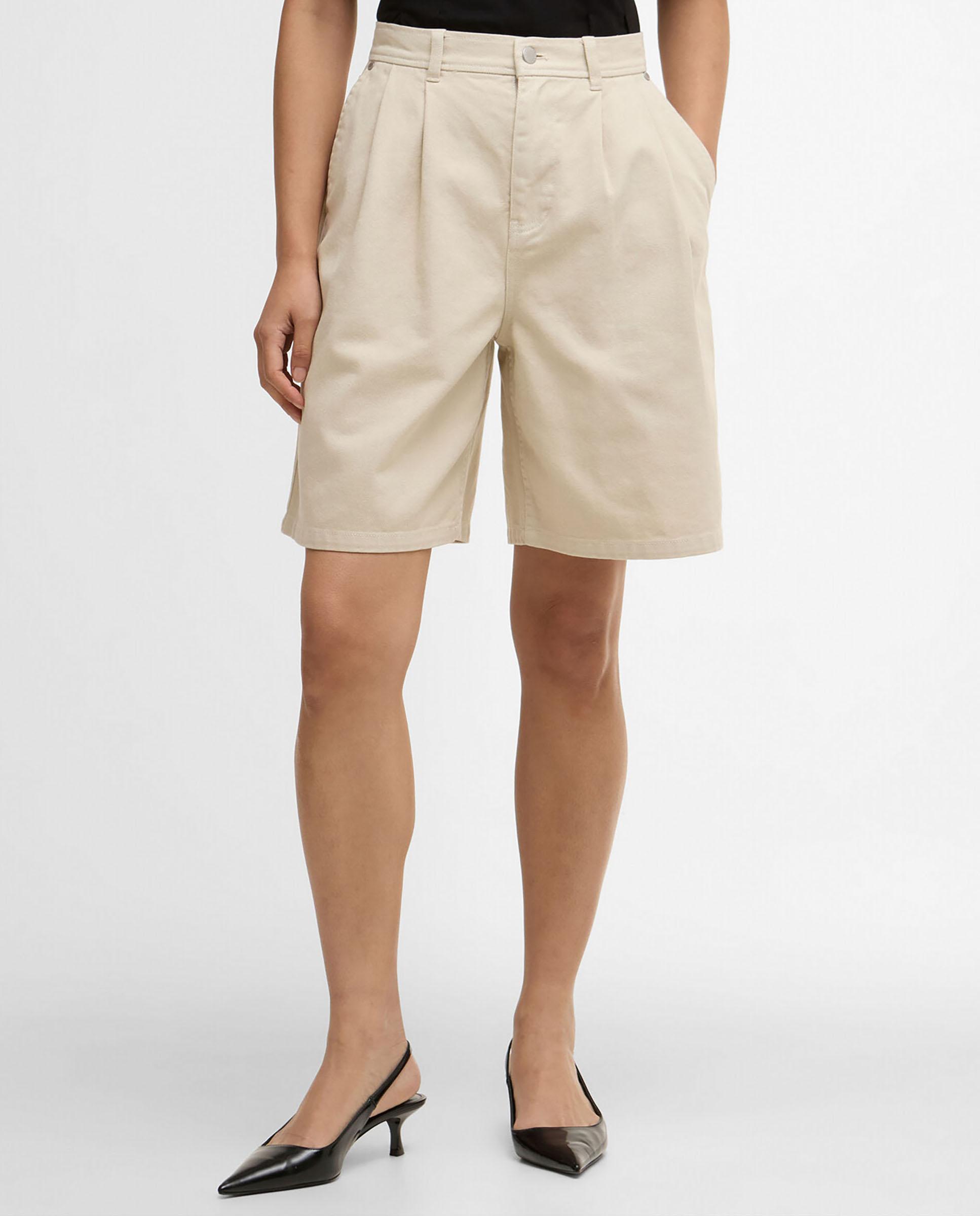 Pantalones cortos de mujer con pliegues en la parte delantera y dos bolsillos traseros - Barbour - Beige Beige-1