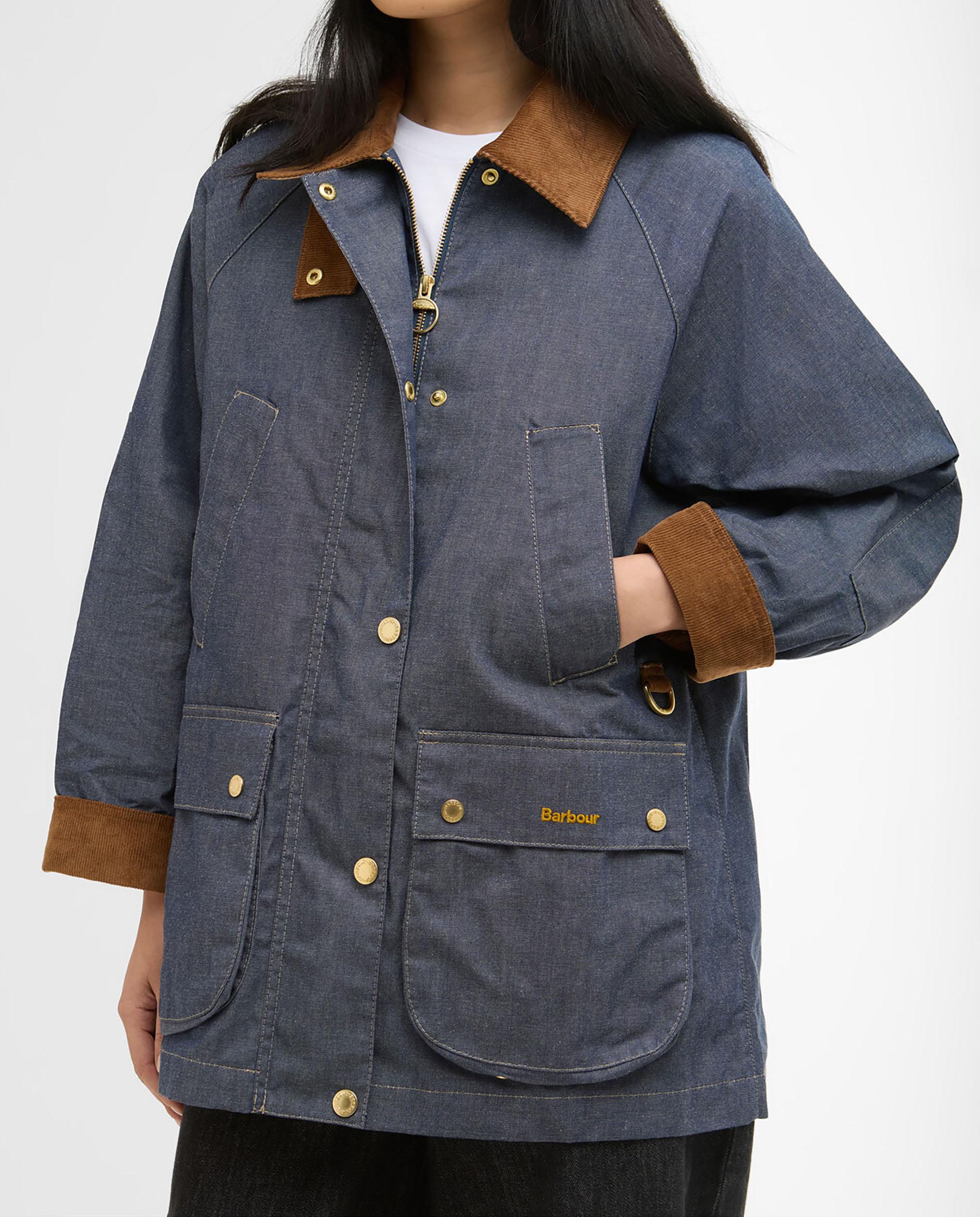 Parka de mujer con cierre combinado y bolsillos inclinados en el pecho y de parche con solapa - Barbour - Azul marino Azul marino-5