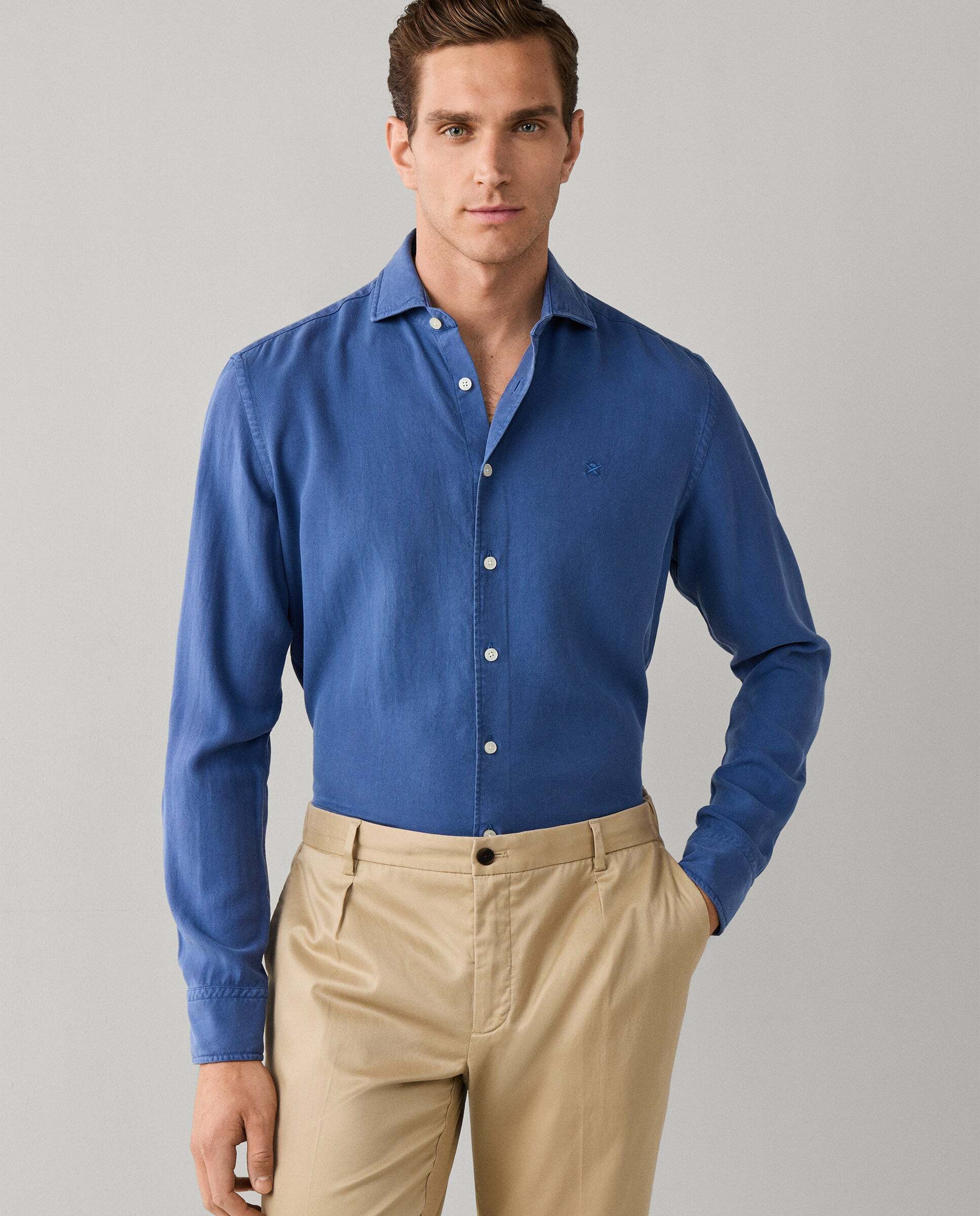 Hackett - Camisa de hombre texturizada teñida en prenda fit tailored.