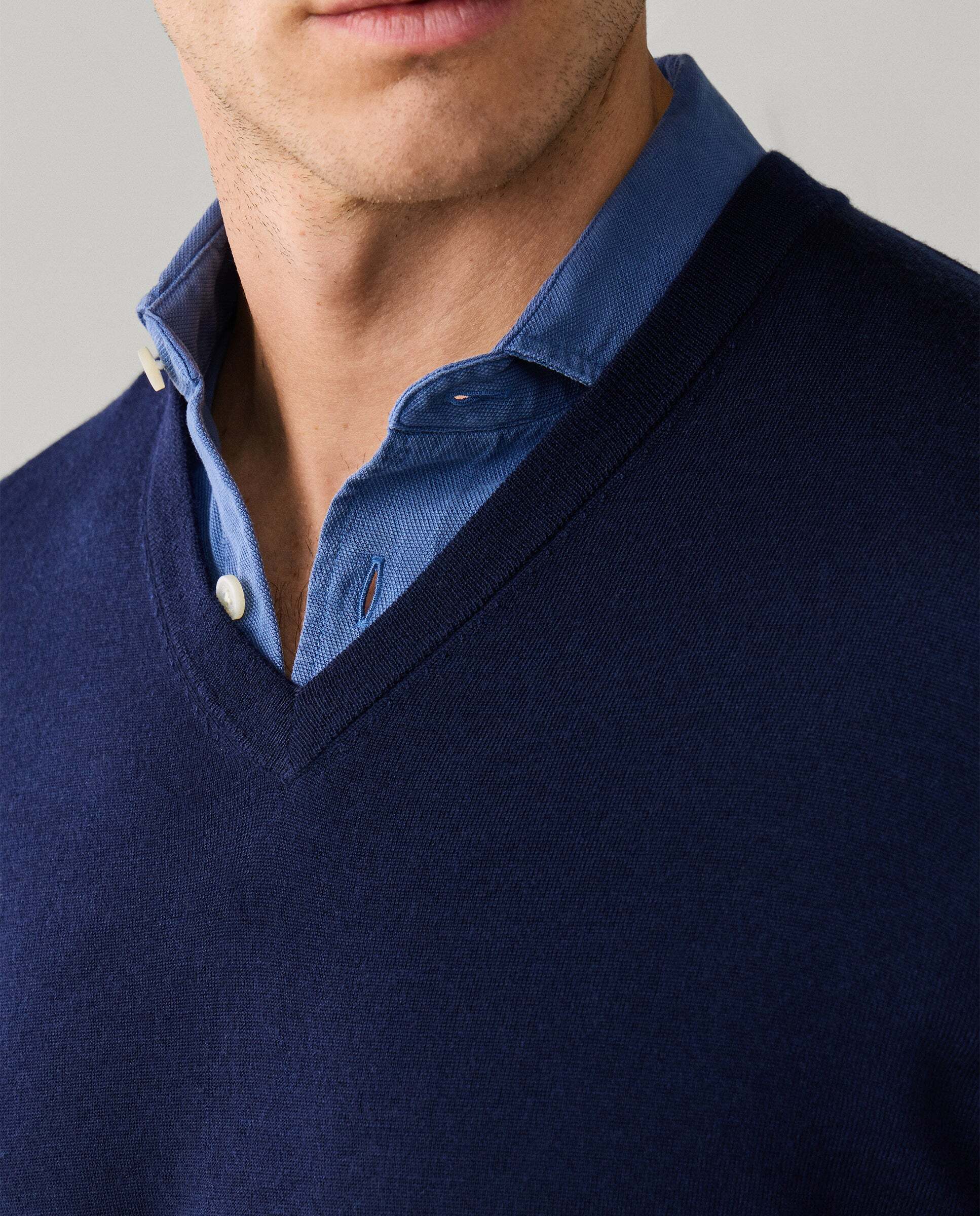 Jersey de hombre de lana merino cuello pico - Hackett - Azul marino Azul marino-6