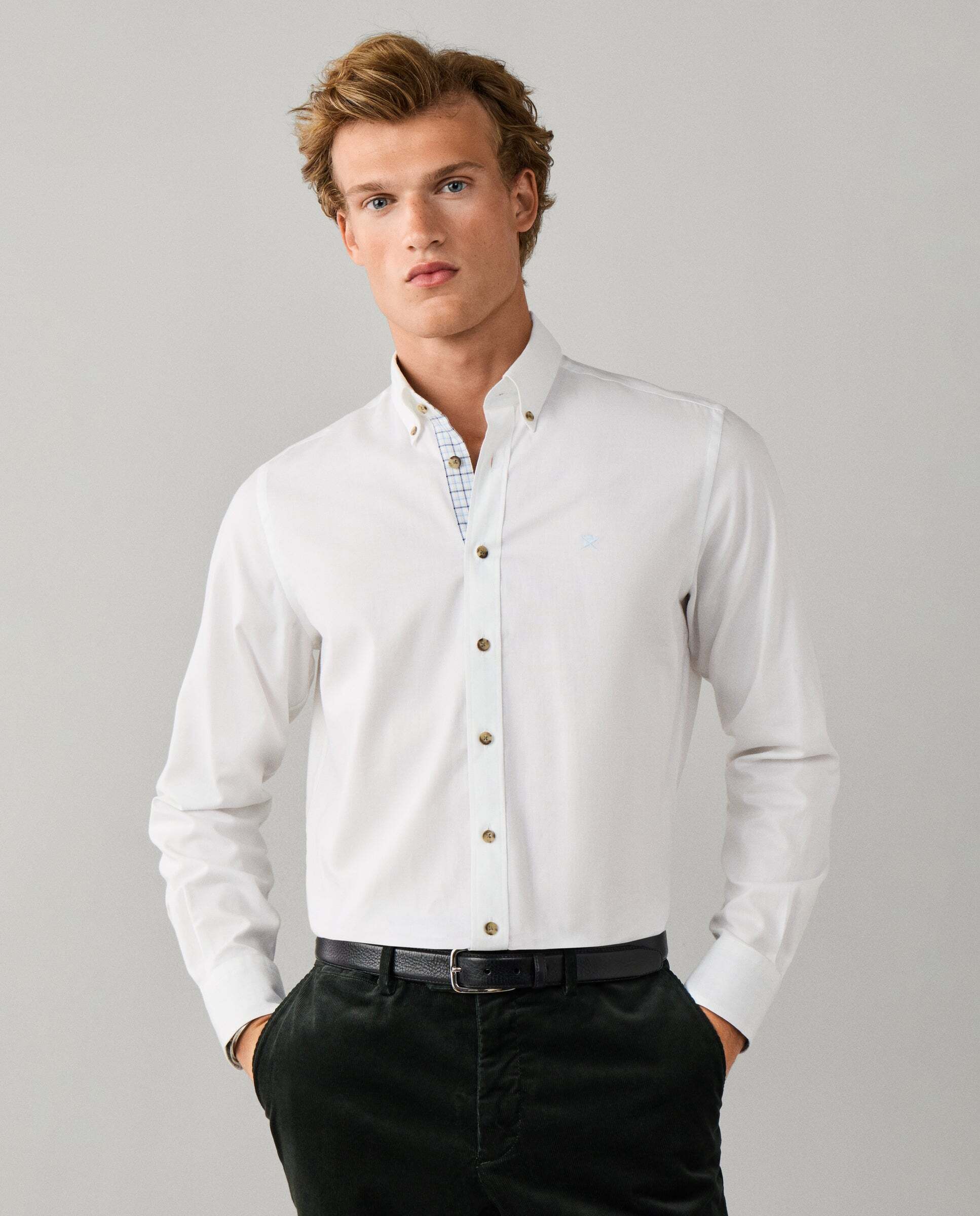 Imagen 0 de Camisa de hombre franela múltiples ribetes fit tailored Blanco