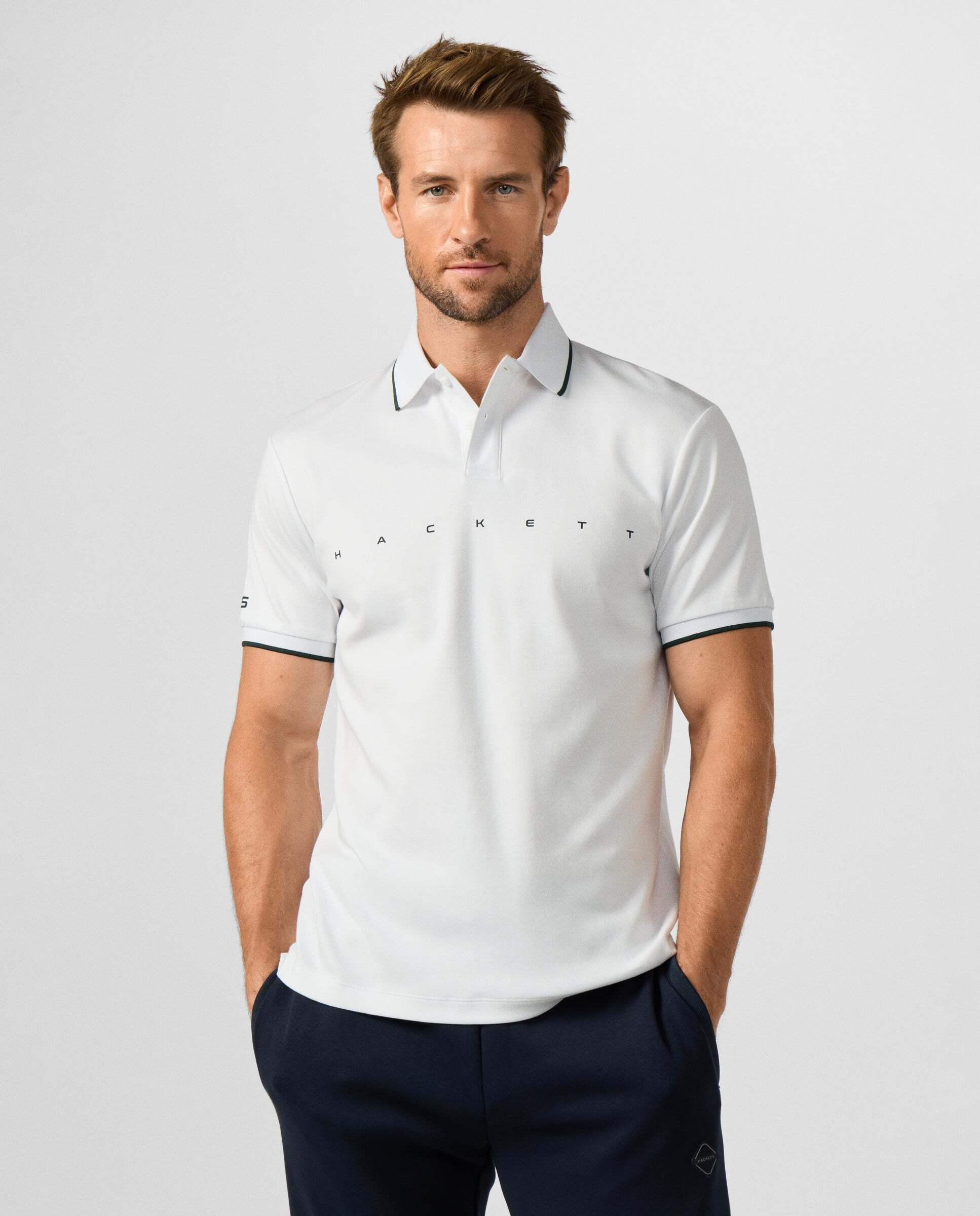 Imagen 0 de Polo de hombre manga corta con logo fit clásico Blanco