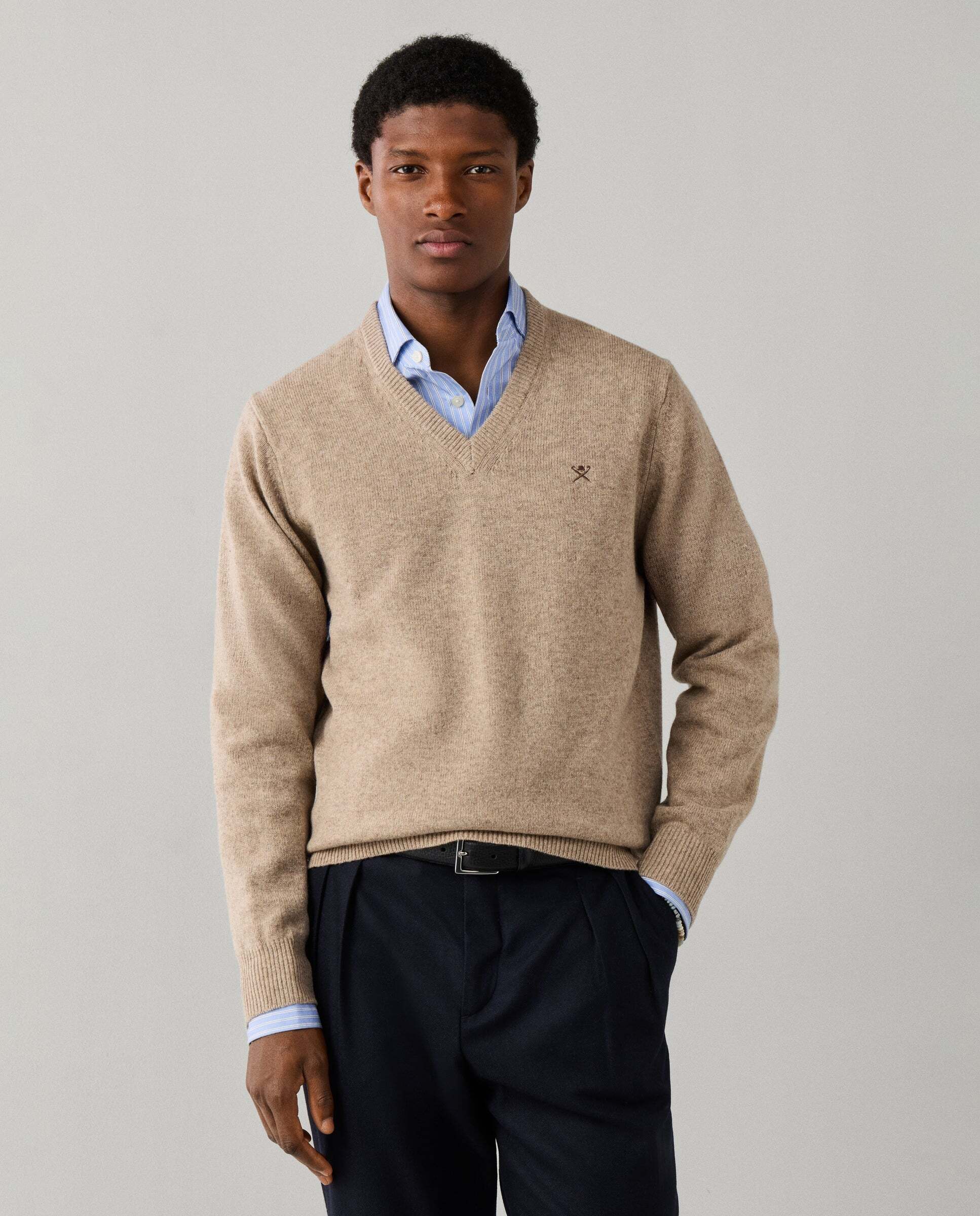 Jersey de hombre de lana de cordero con cuello de pico y logo bordado - Hackett - Blanco Blanco-1