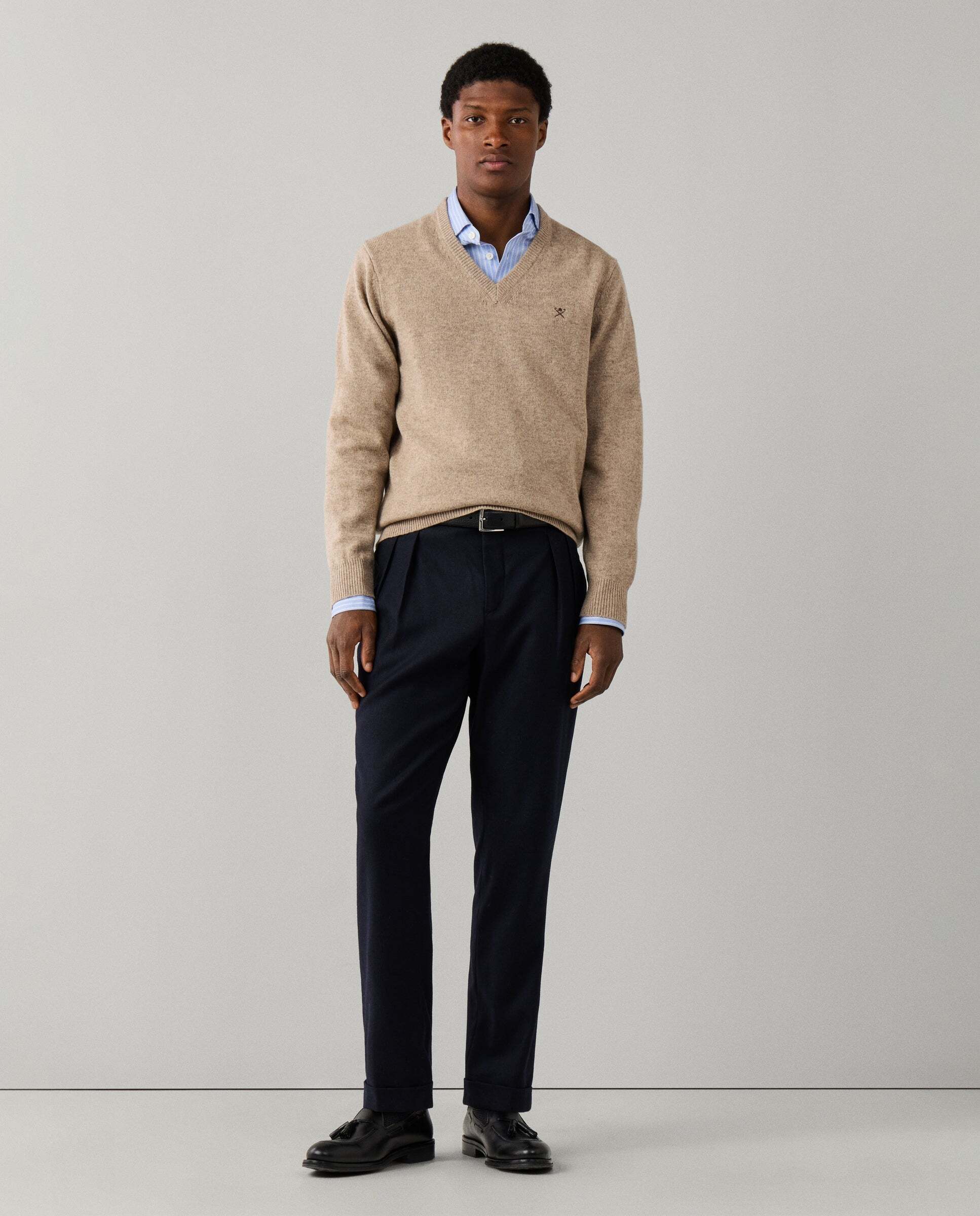 Jersey de hombre de lana de cordero con cuello de pico y logo bordado - Hackett - Blanco Blanco-2