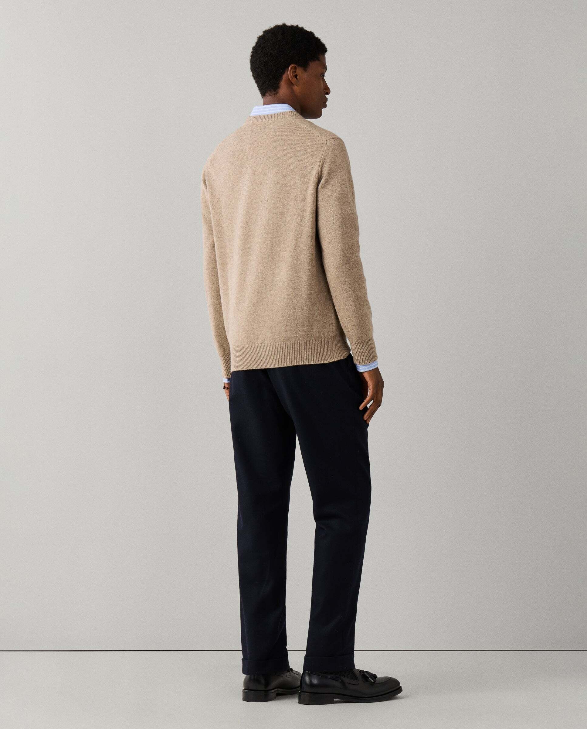 Jersey de hombre de lana de cordero con cuello de pico y logo bordado - Hackett - Blanco Blanco-3