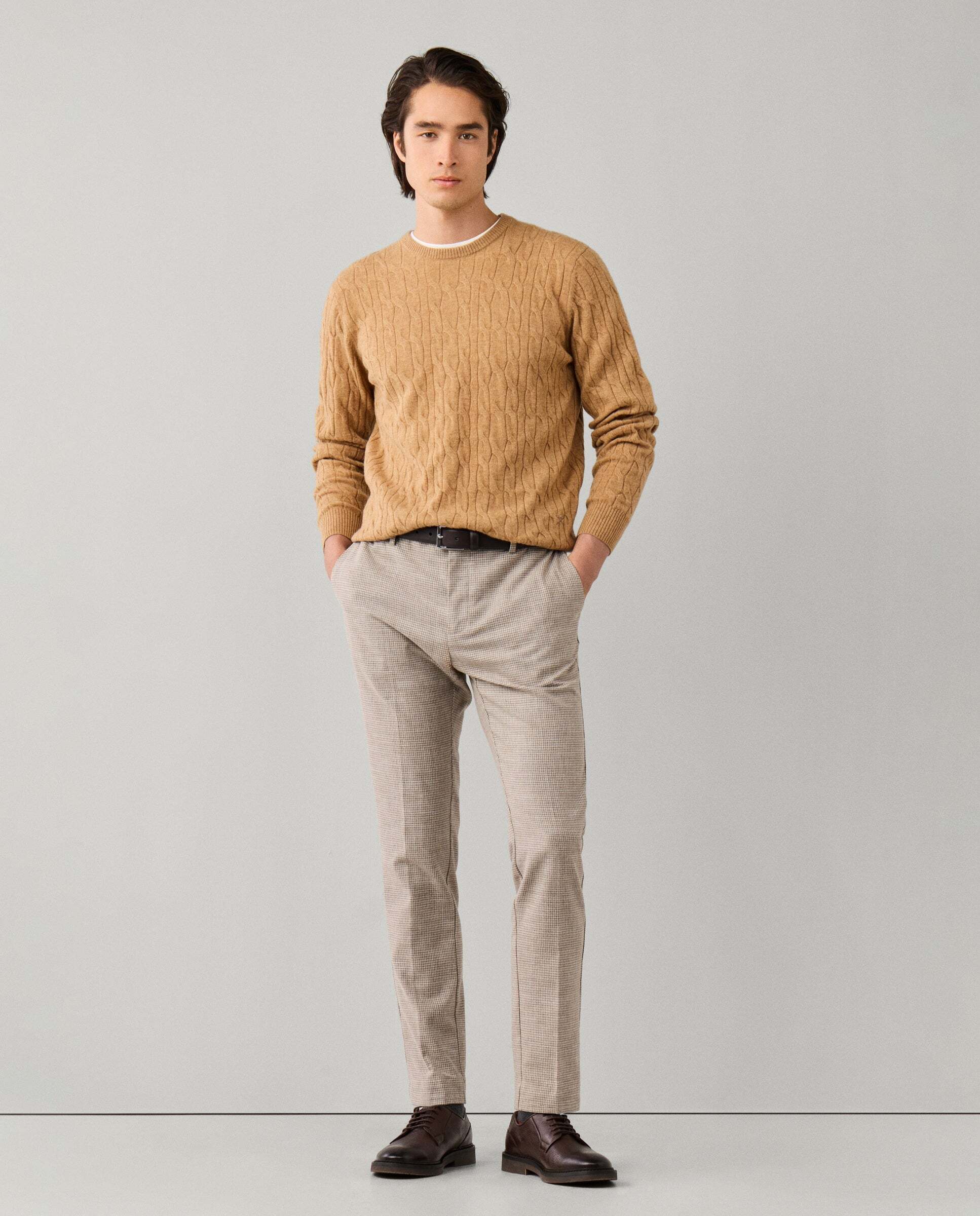 Jersey de hombre en lana de cordero de punto trenzado con cuello redondo - Hackett - Beige Beige-2