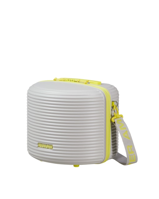 Imagen 0 de Neceser Rollio rígido con capacidad de 14,5 L.