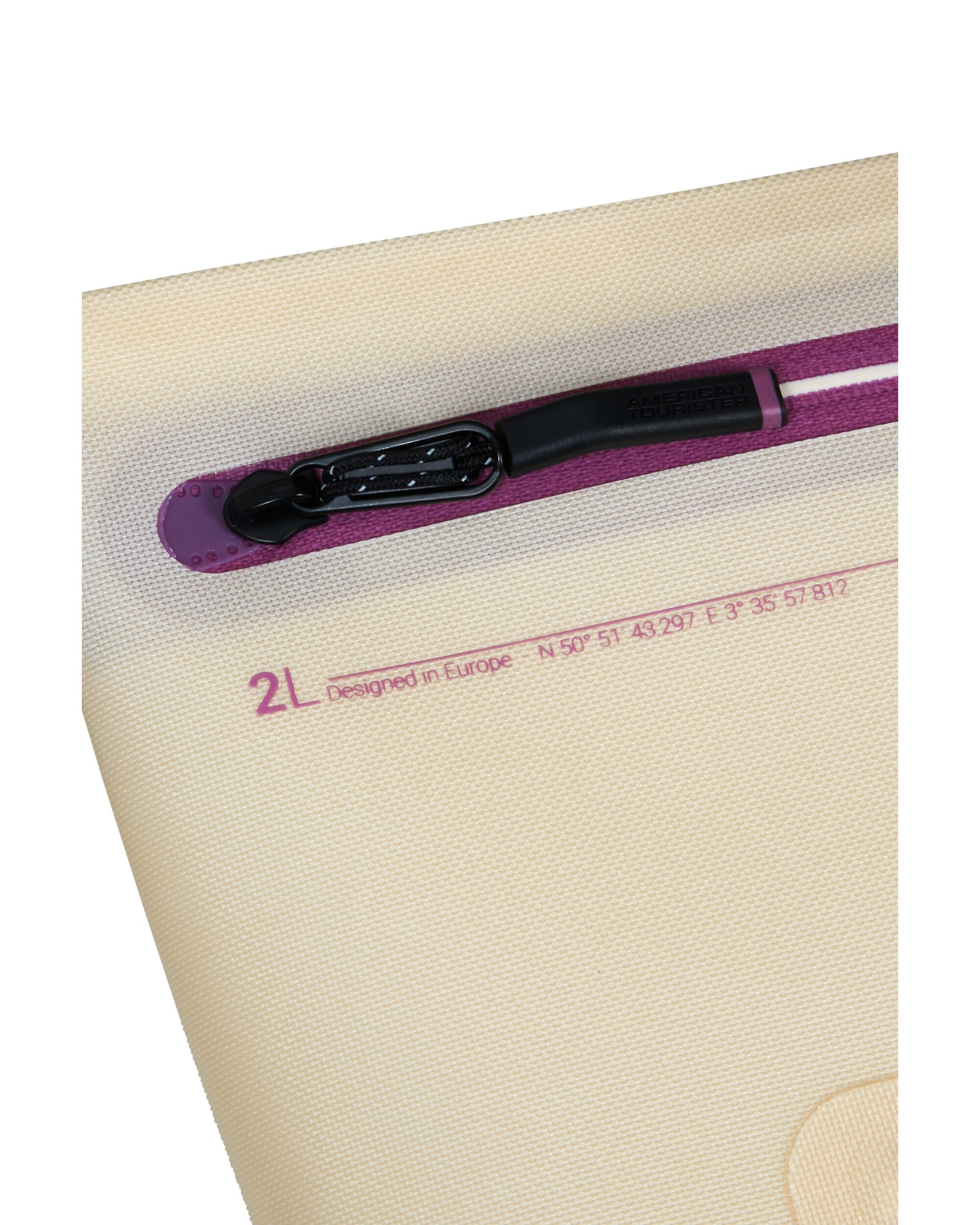 Bolsa de viaje bandolera colourdry blando con capacidad de 2 litros - American Tourister - Mostaza Mostaza-4