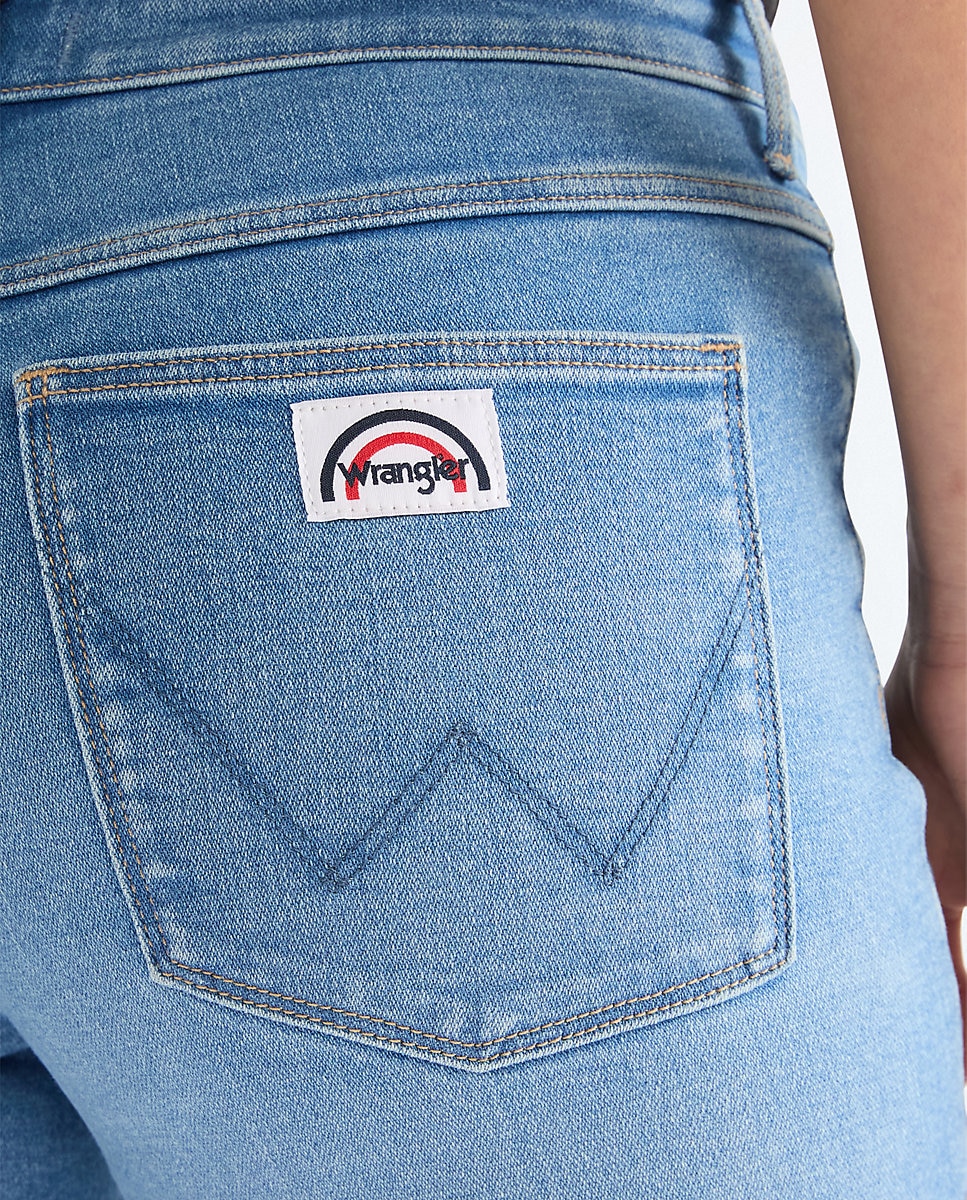 Vaquero campana de mujer flare de tiro medio con bolsillos delanteros - Wrangler - Azul celeste Azul celeste-4
