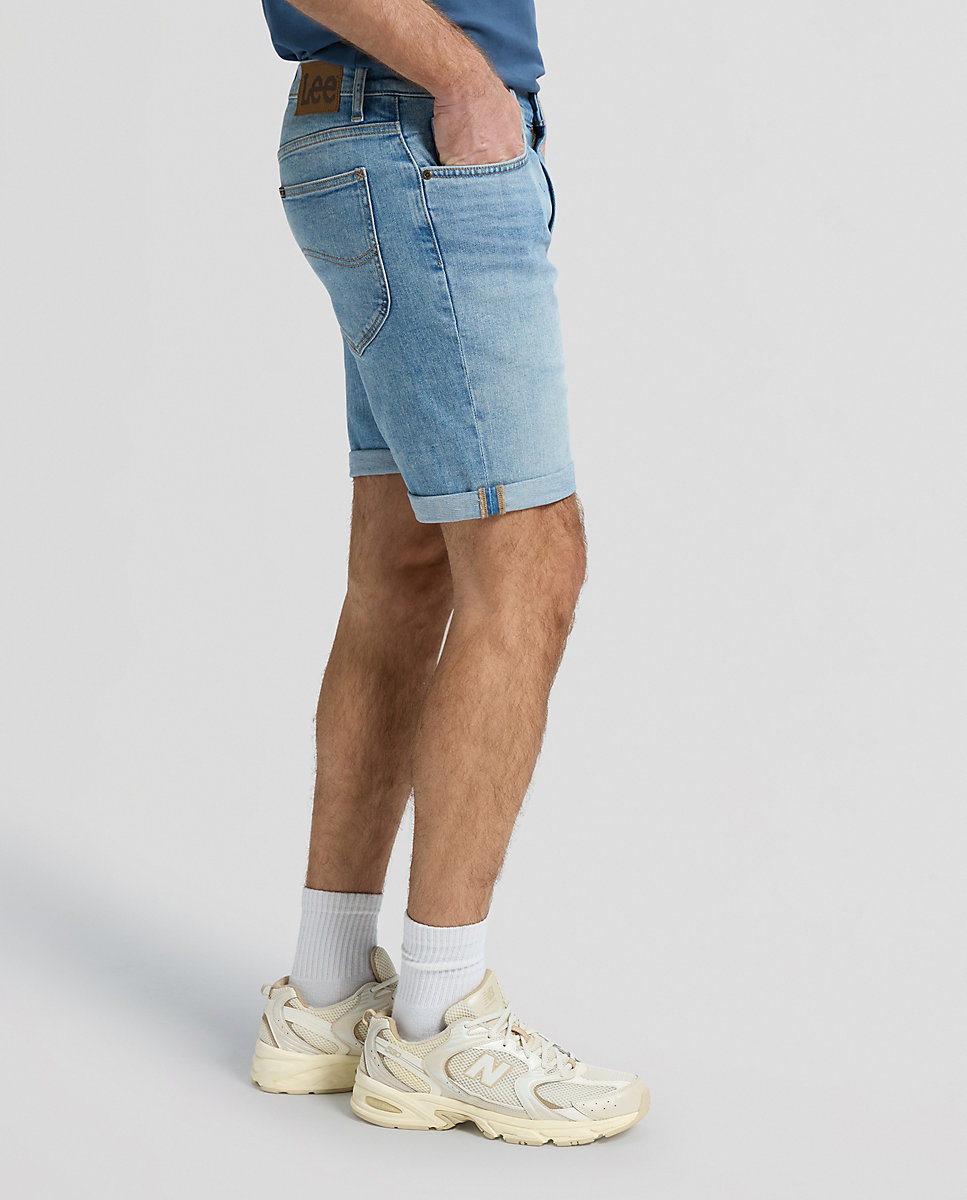 Imagen 4 de Pantalones cortos vaqueros de hombre de corte slim en gris - Lee - Azul denim Azul denim