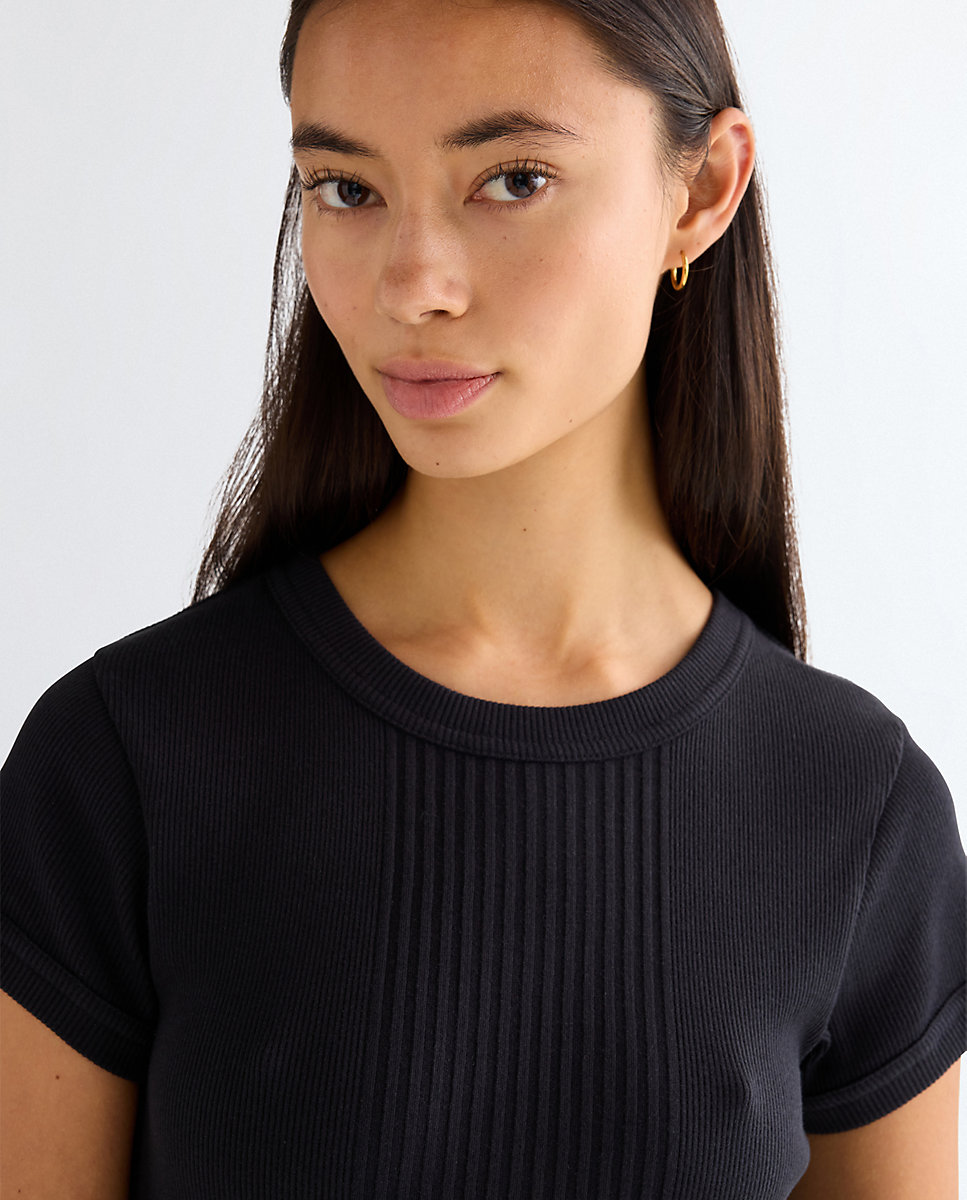 Camiseta de mujer de corte slim y manga corta - Wrangler - Negro Negro-4