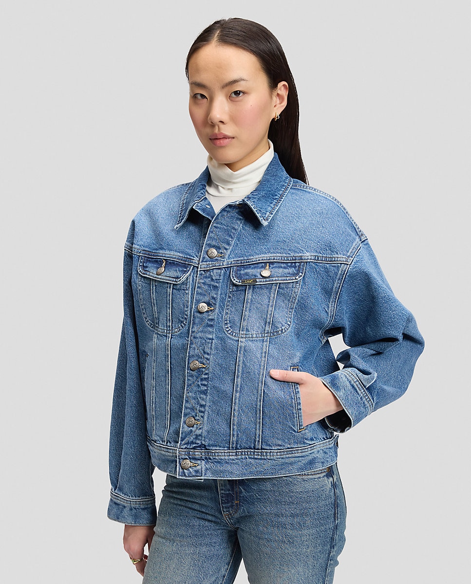 Chaqueta vaquera de mujer con canesús inclinados, dos bolsillos en el pecho y pespuntes en zigzag en la tapeta - Lee - Azul Azul-1