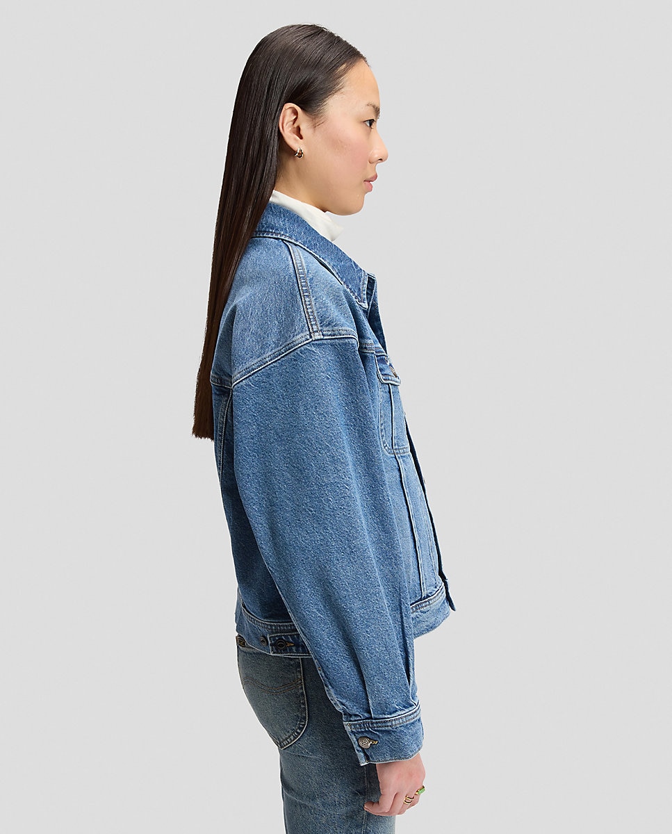 Chaqueta vaquera de mujer con canesús inclinados, dos bolsillos en el pecho y pespuntes en zigzag en la tapeta - Lee - Azul Azul-4