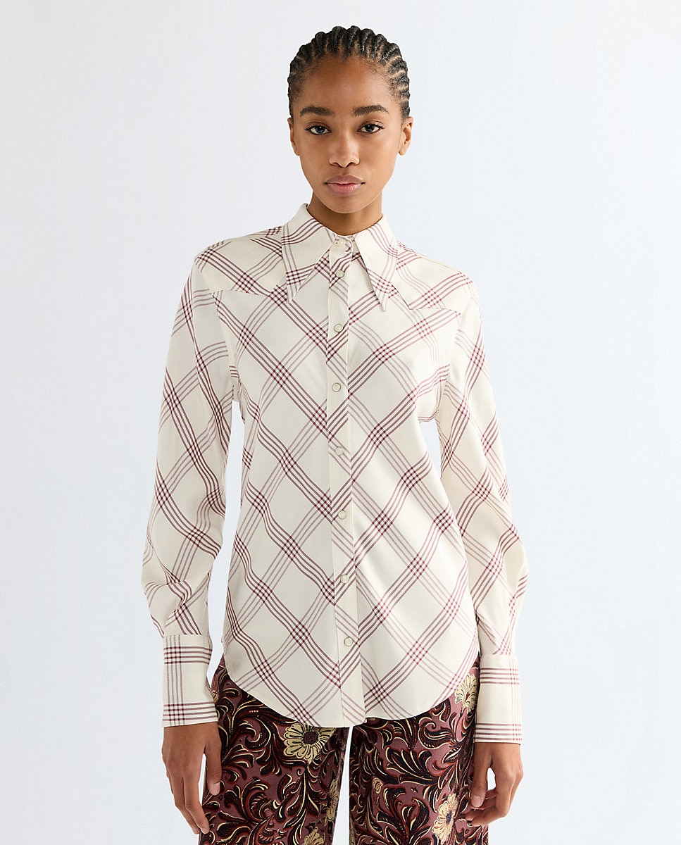 Camisa de mujer con cierres de remache y cuello en punta - Wrangler - Rosa Rosa-1