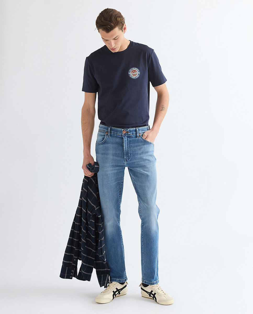 Vaqueros larston de hombre con corte ajustado en el muslo y tiro medio. - Wrangler - Azul Azul-2
