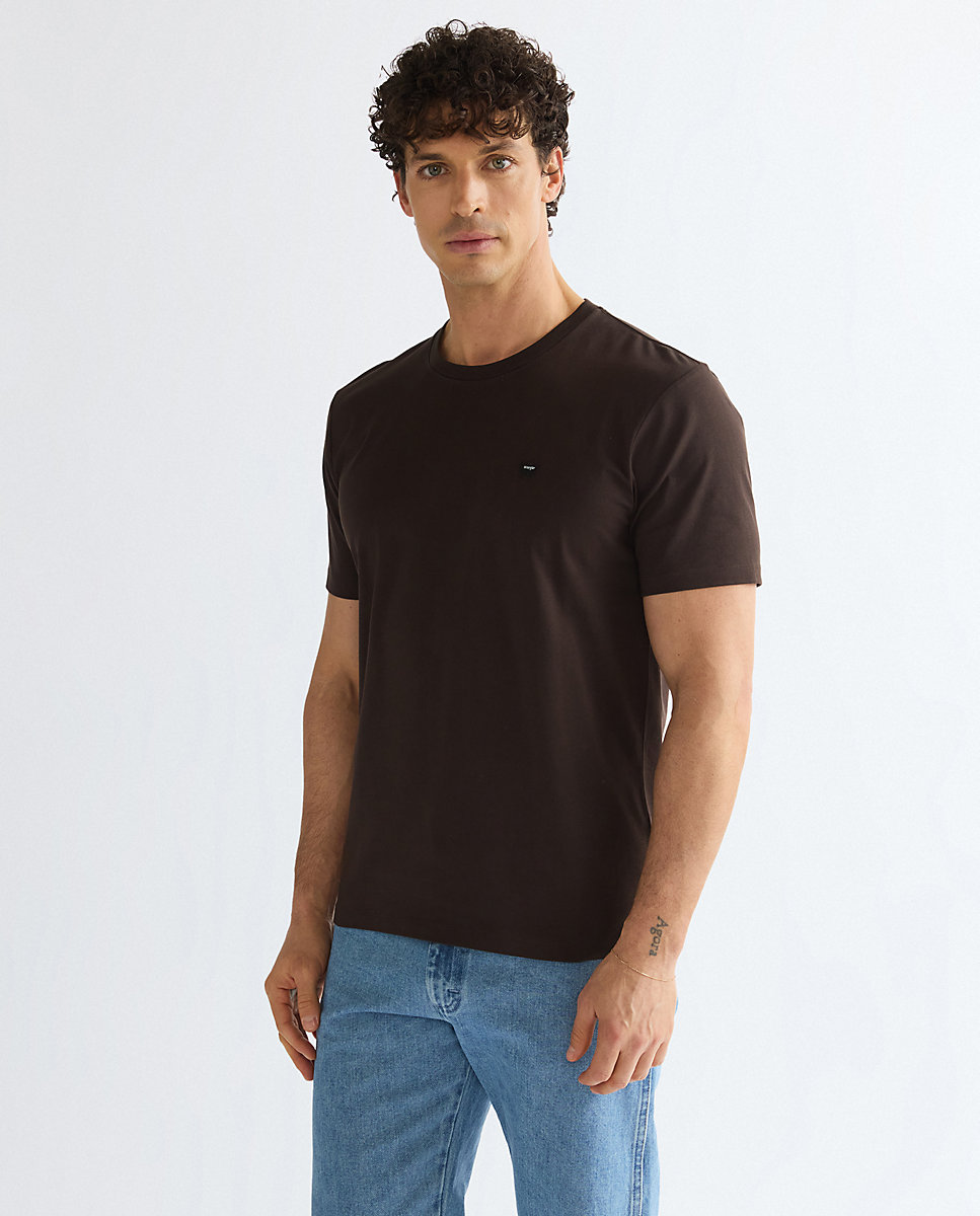 Imagen 0 de Camiseta de hombre de manga corta y corte regular Marrón