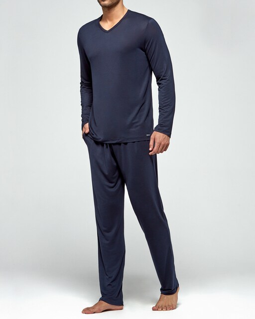 Imagen 0 de Pijama largo de hombre de punto en color azul marino