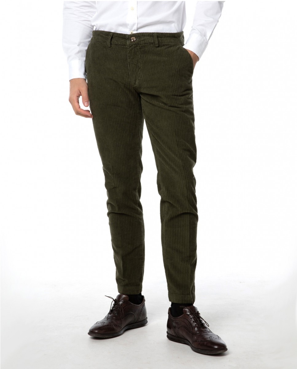 Wickett Jones - Chino de hombre regular en verde oscuro.