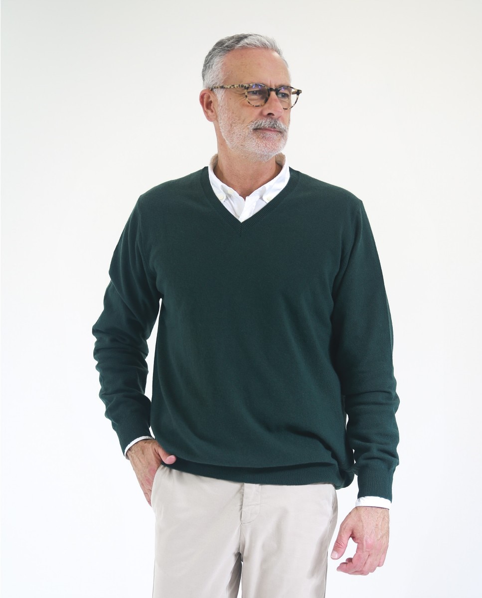 Wickett Jones - Jersey de hombre 100% lana en verde oscuro con cuello pico.