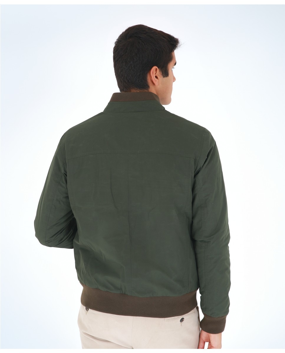 Cazadora de hombre en oliva oscuro - Wickett Jones - Verde Verde-2