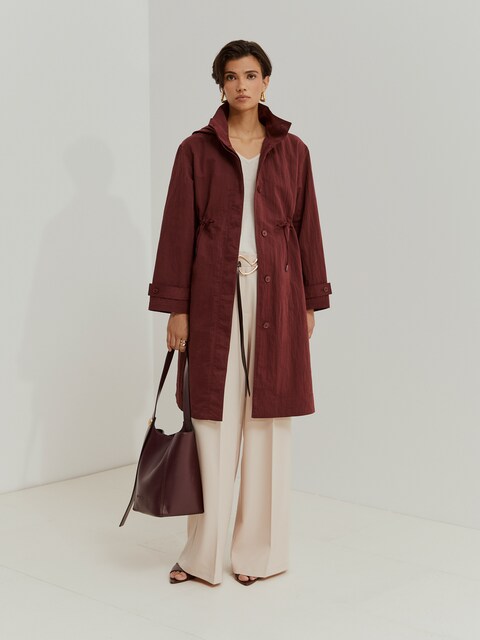 Imagen 0 de Parka de mujer con capucha y cintura ajustable