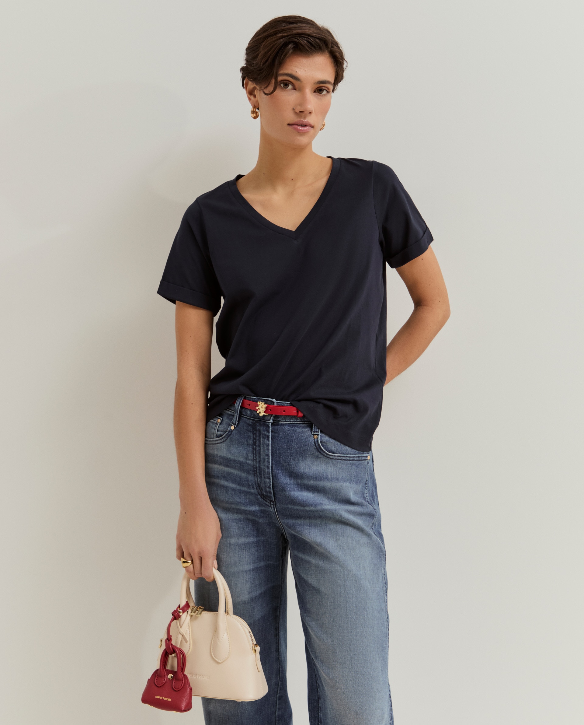 Lion of Porches - Camiseta de mujer de algodón con cuello en V.