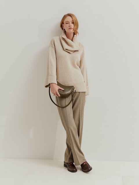 Imagen 0 de Suéter de mujer de punto con cuello de lana