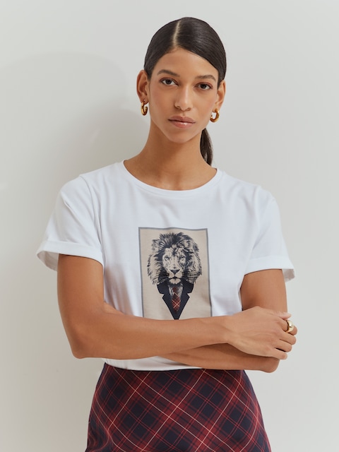 Imagen 0 de Camiseta de mujer con estampado de león
