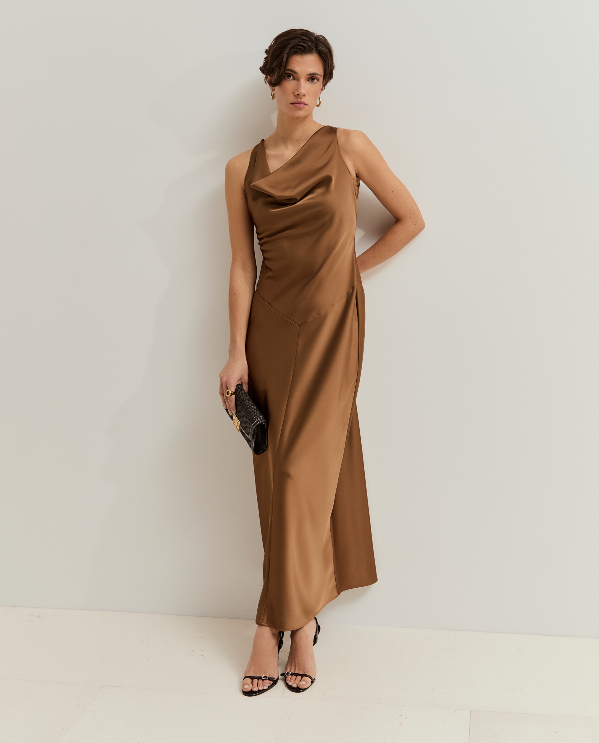 Lion of Porches - Vestido midi de satén.