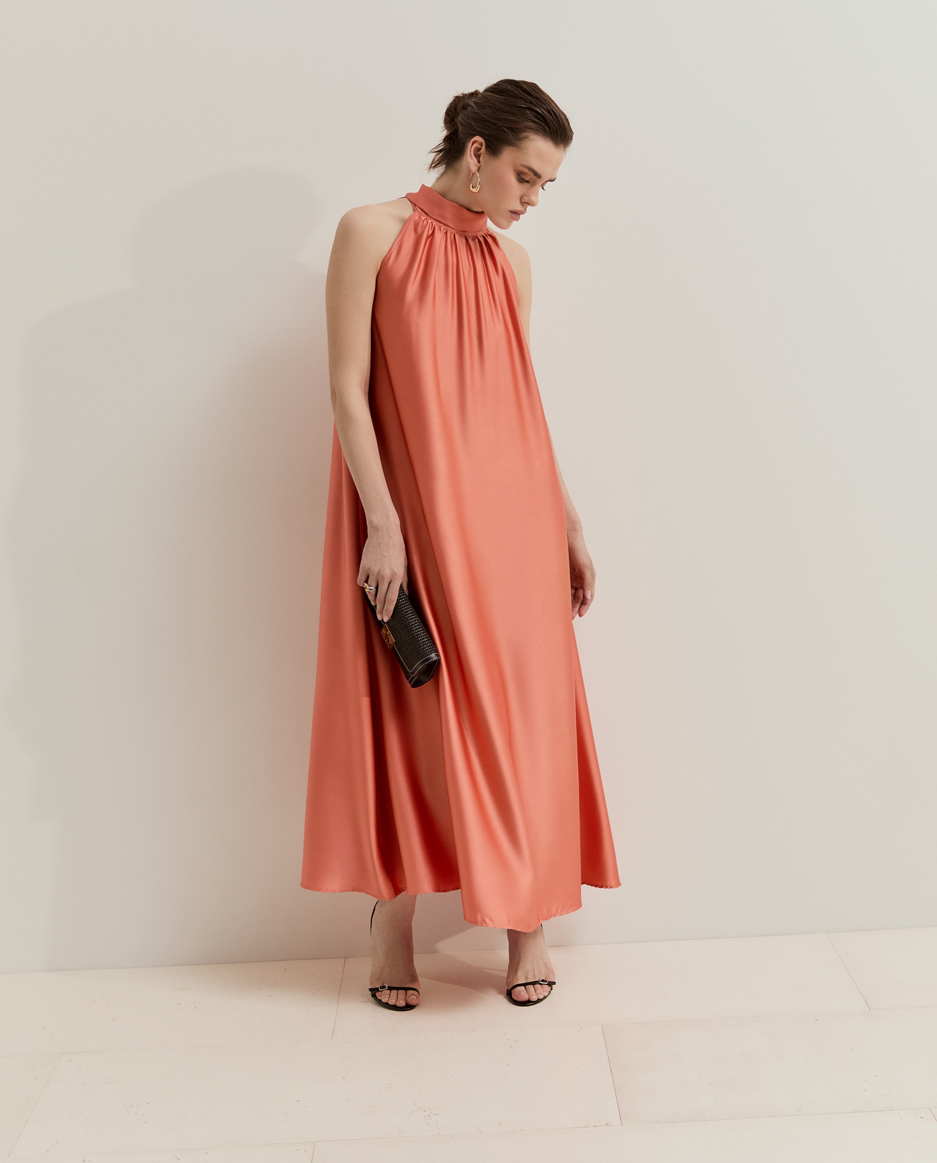 Imagem 0 de Vestido Fluído de Manga Sisa