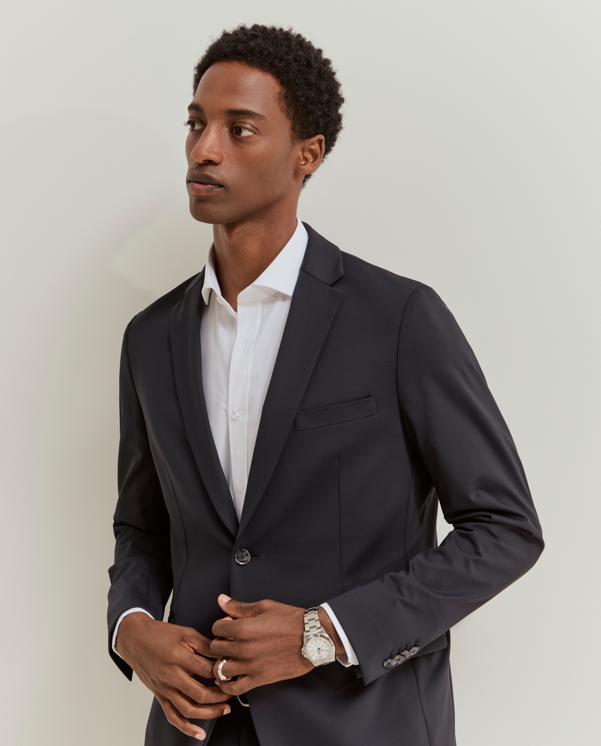 Imagen 0 de Blazer de hombre con corte slim fit en tejido técnico Azul marino