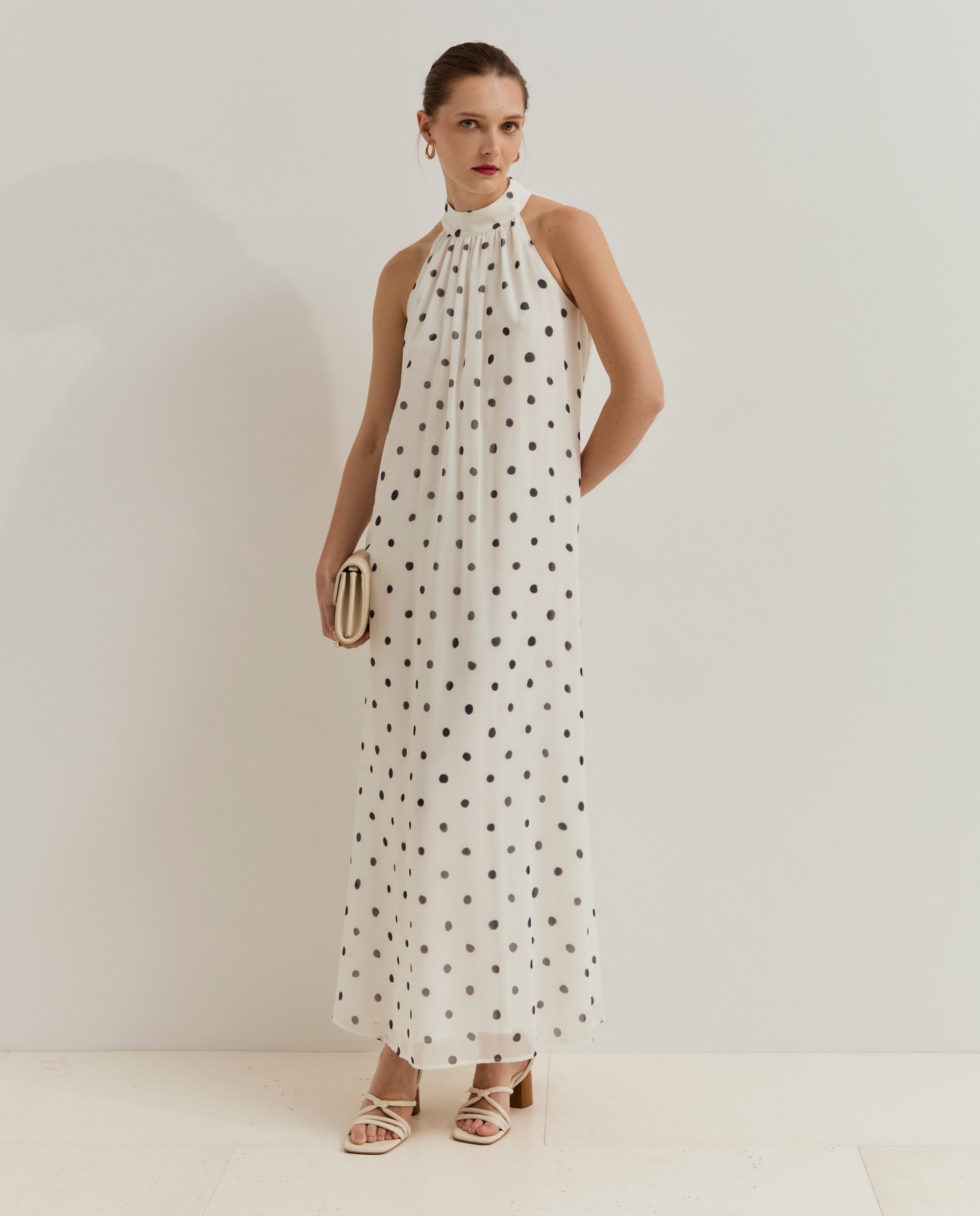 Imagem 0 de Vestido de manga cava às bolinhas