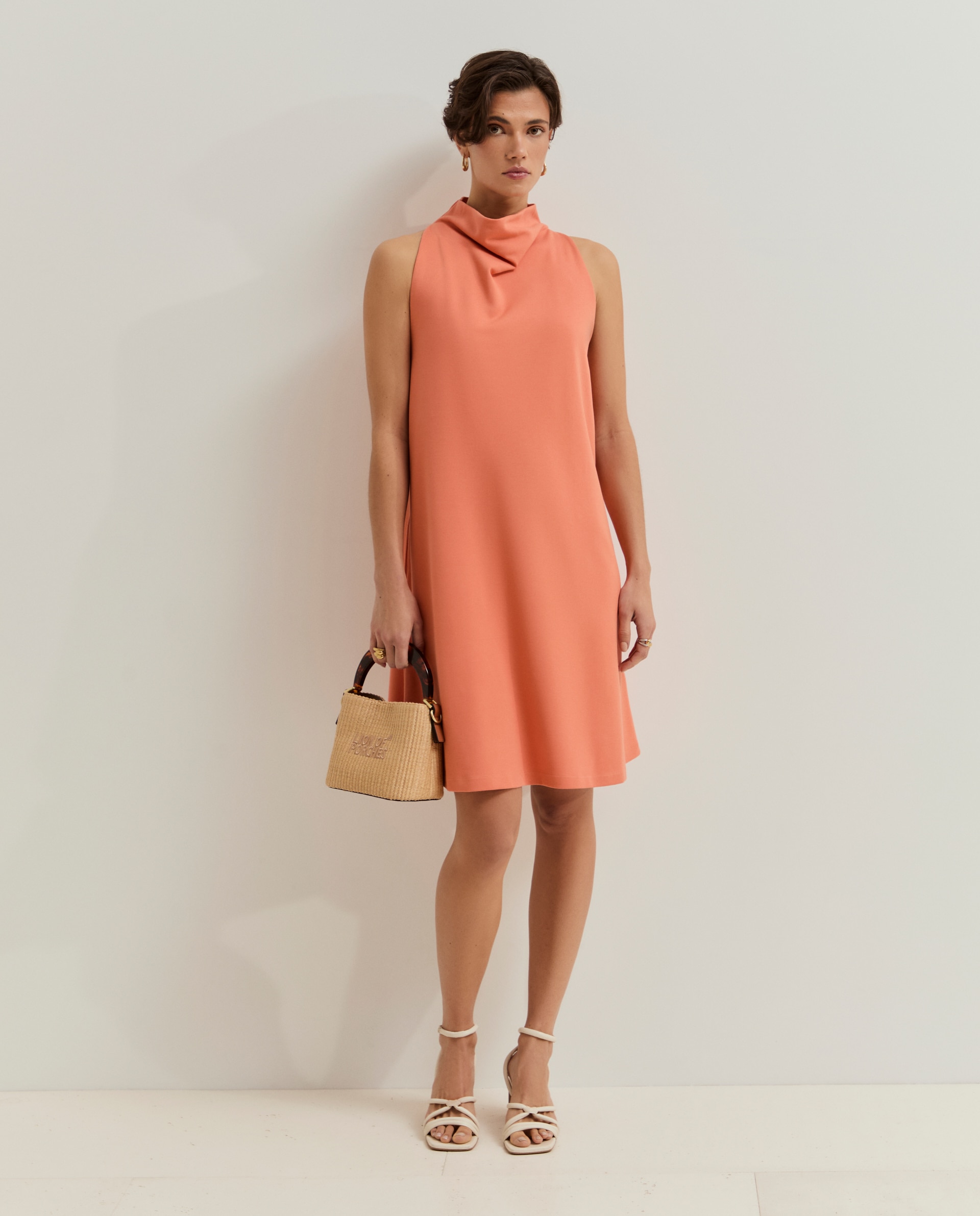 Imagem 0 de Vestido Curto