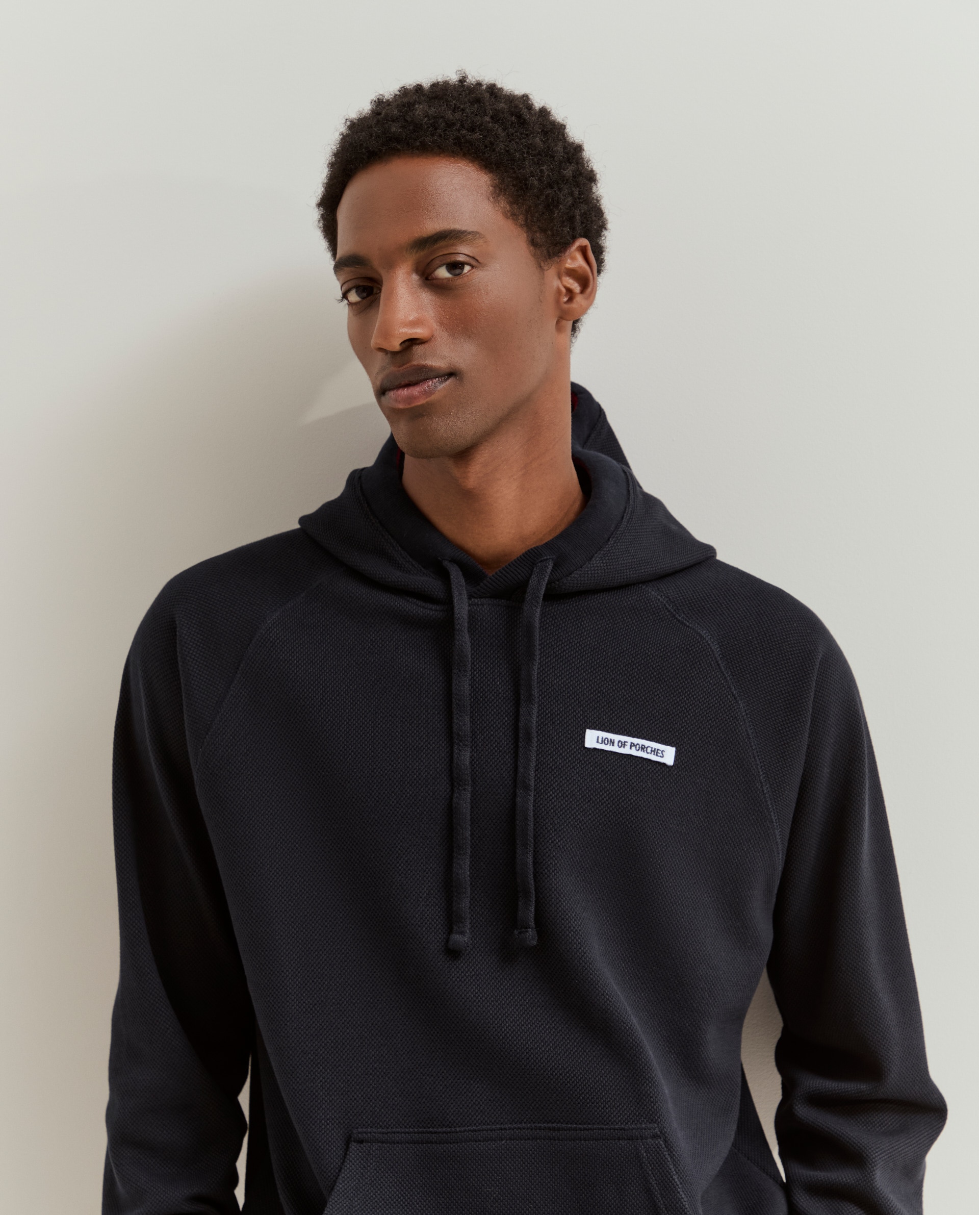 Lion of Porches - Sudadera de hombre con capucha en marino.