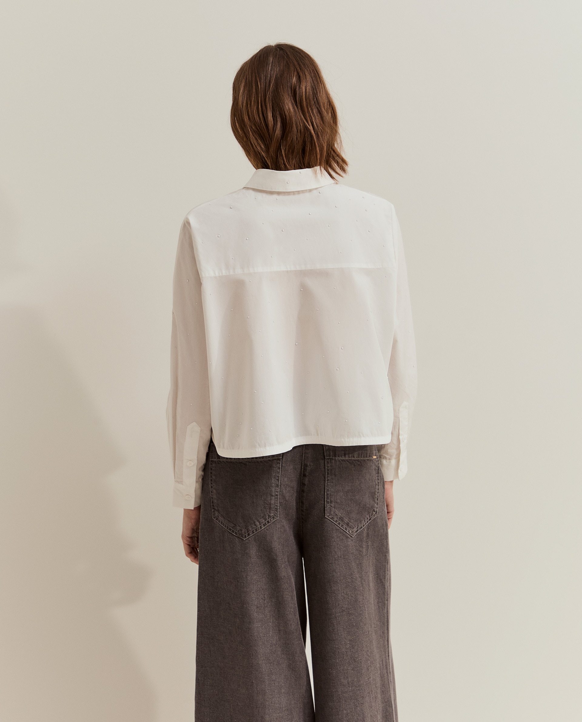 Camisa corta de mujer con pedrería - Lion of Porches - Blanco Blanco-3