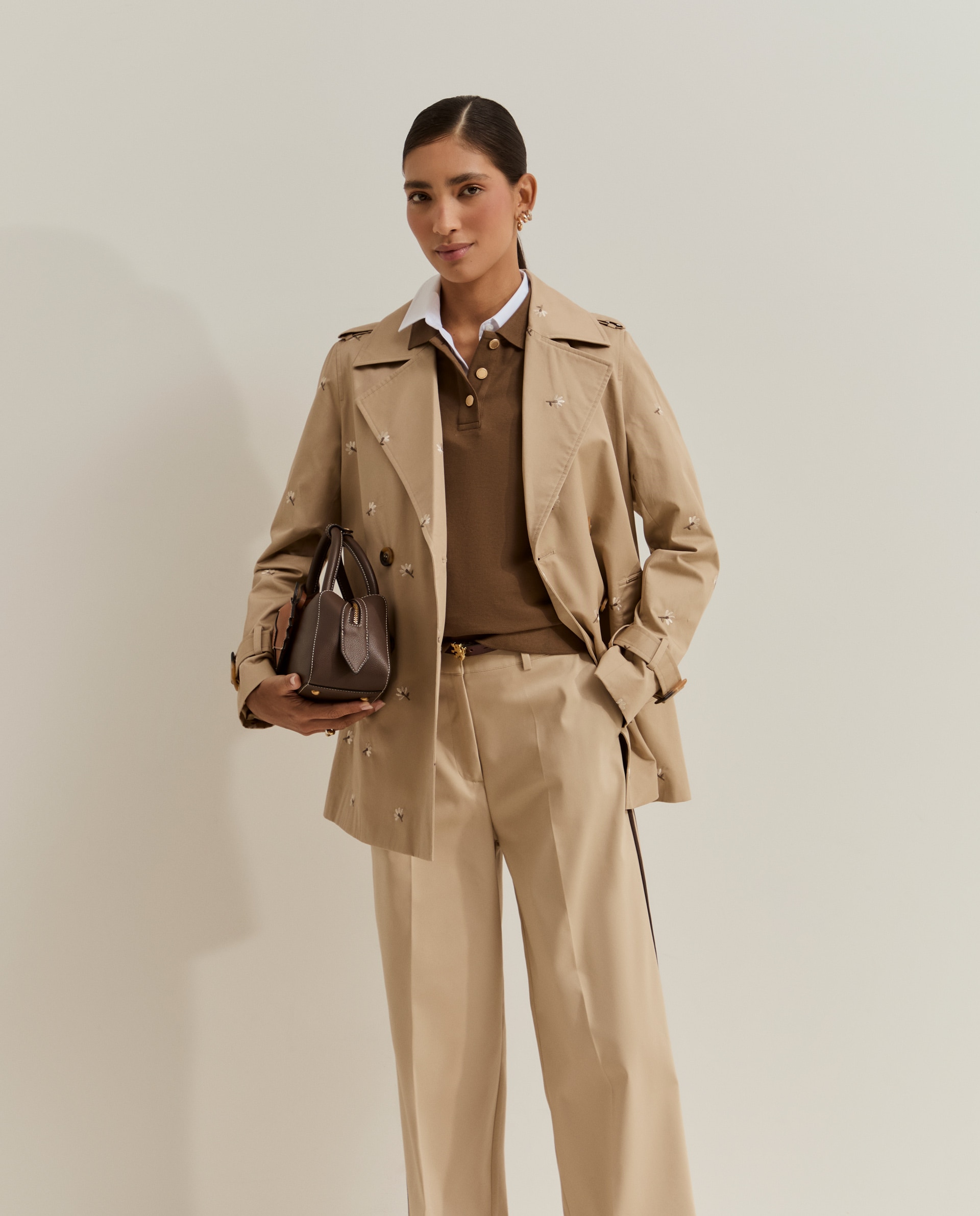Gabardina de mujer bordada con cinturón - Lion of Porches - Beige Beige-1