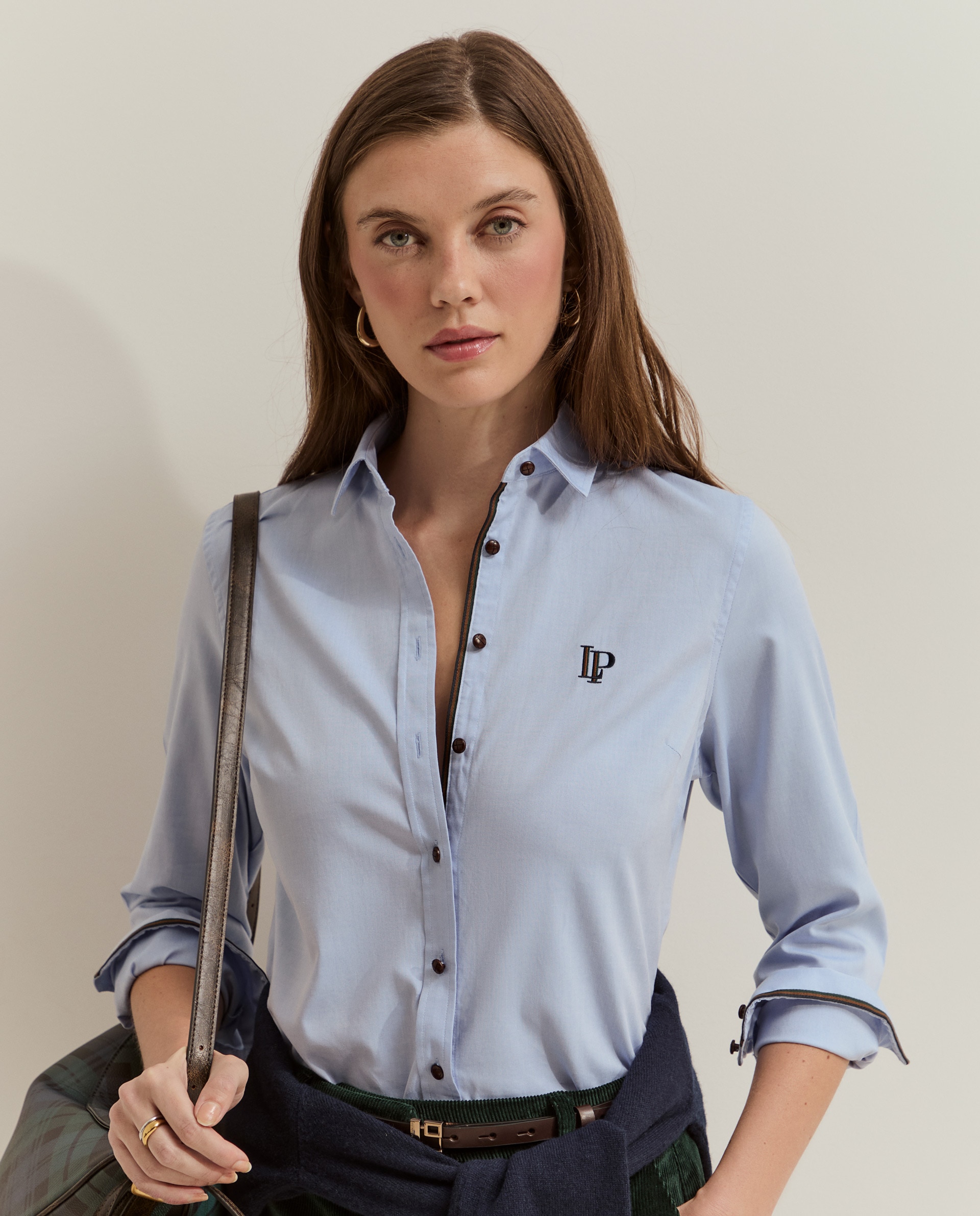 Camisa de mujer clásica en algodón - Lion of Porches - Azul claro Azul claro-2