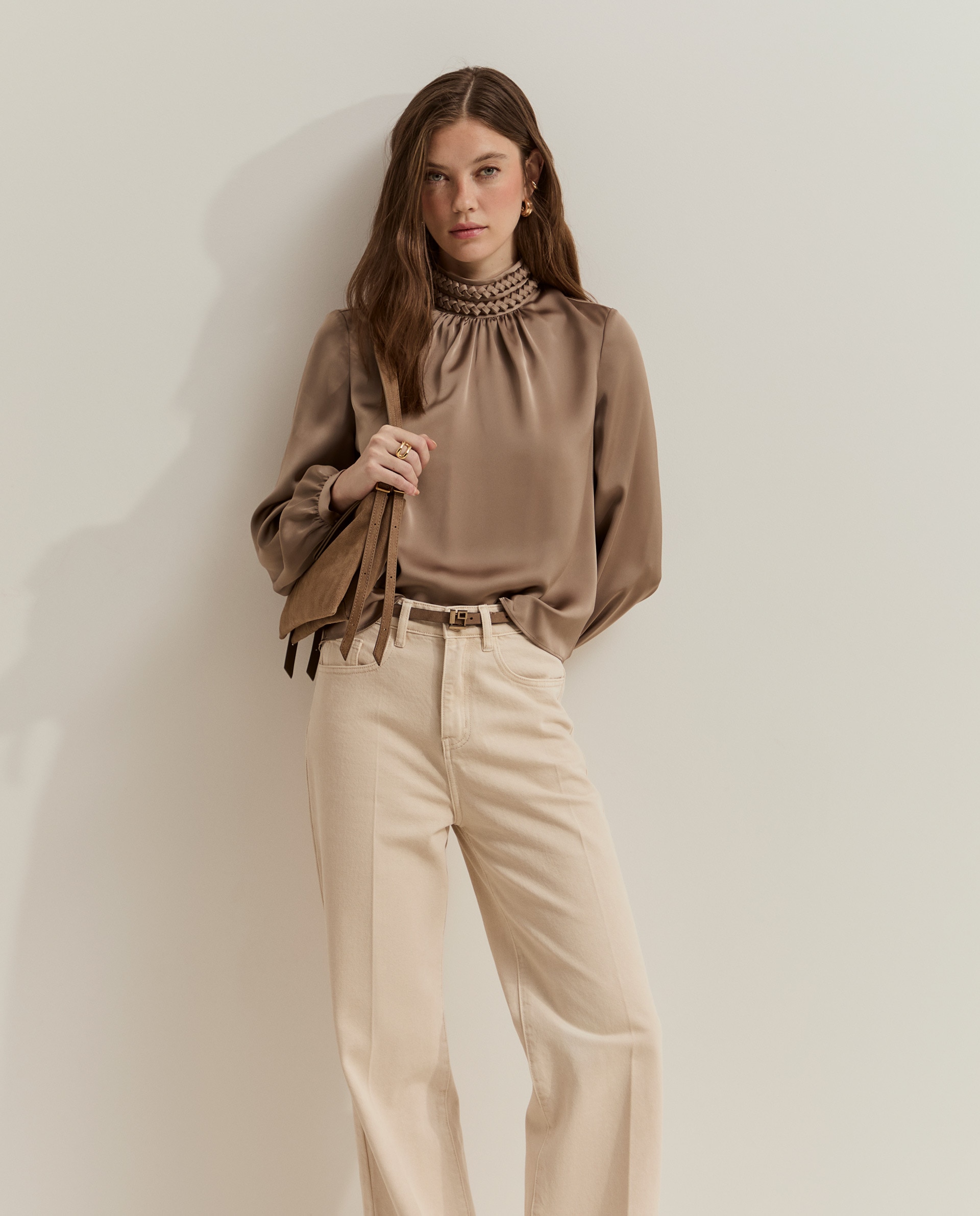 Blusa con cuello trenzado - Lion of Porches - Beige Beige-1