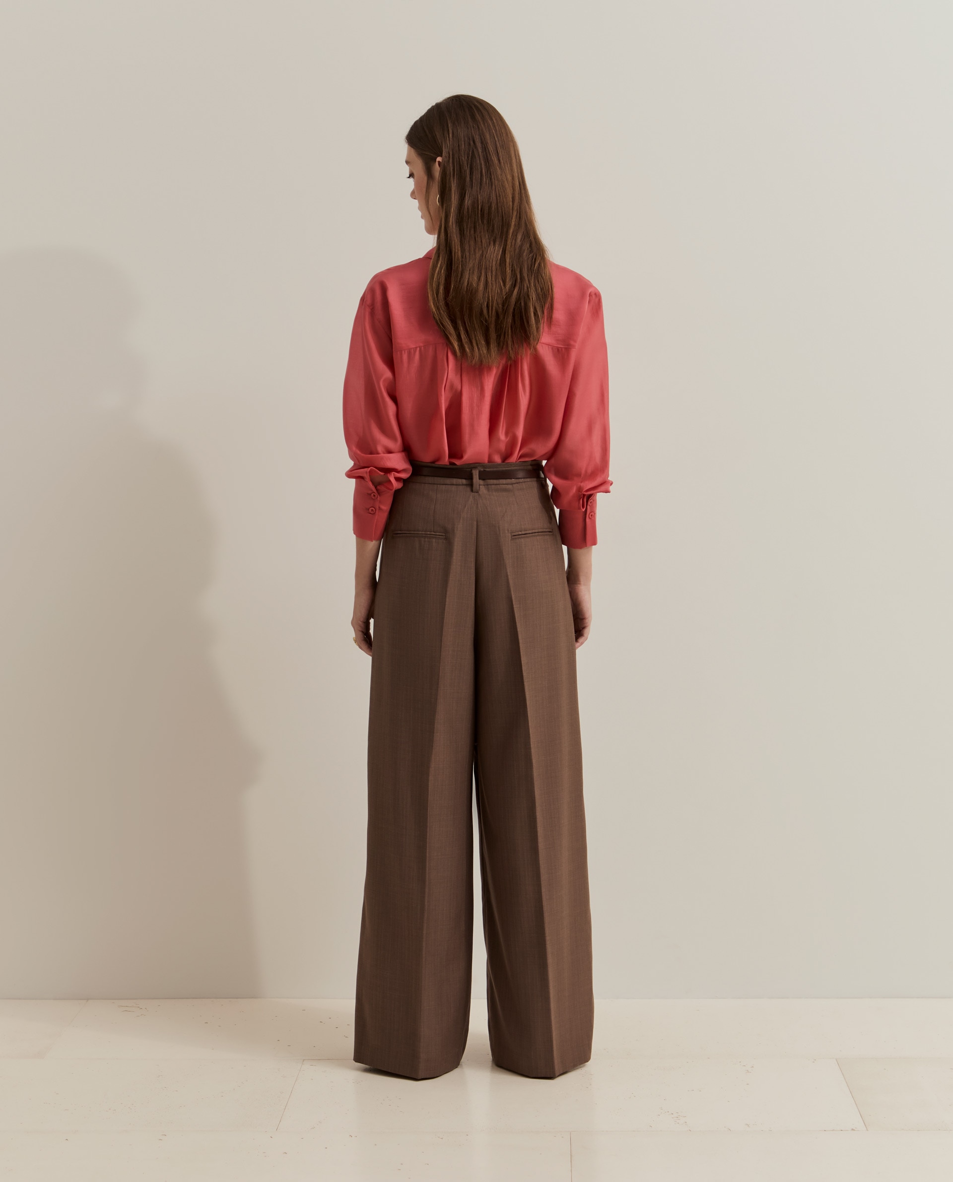 Pantalones de mujer com pierna ancha y pliegues - Lion of Porches - Marrón Marrón-3