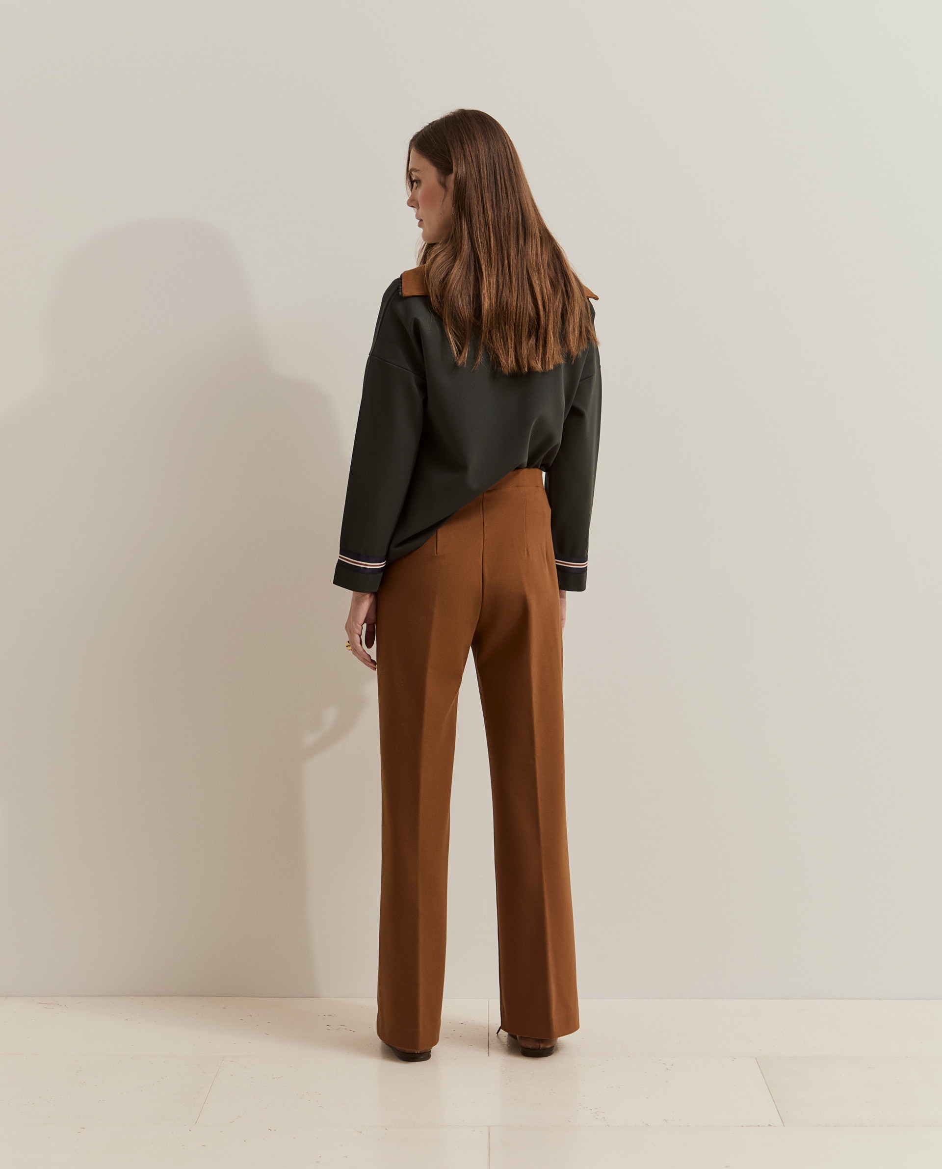 Pantalones de mujer pierna ancha en tejido de punto técnico - Lion of Porches - Amarillo Amarillo-3