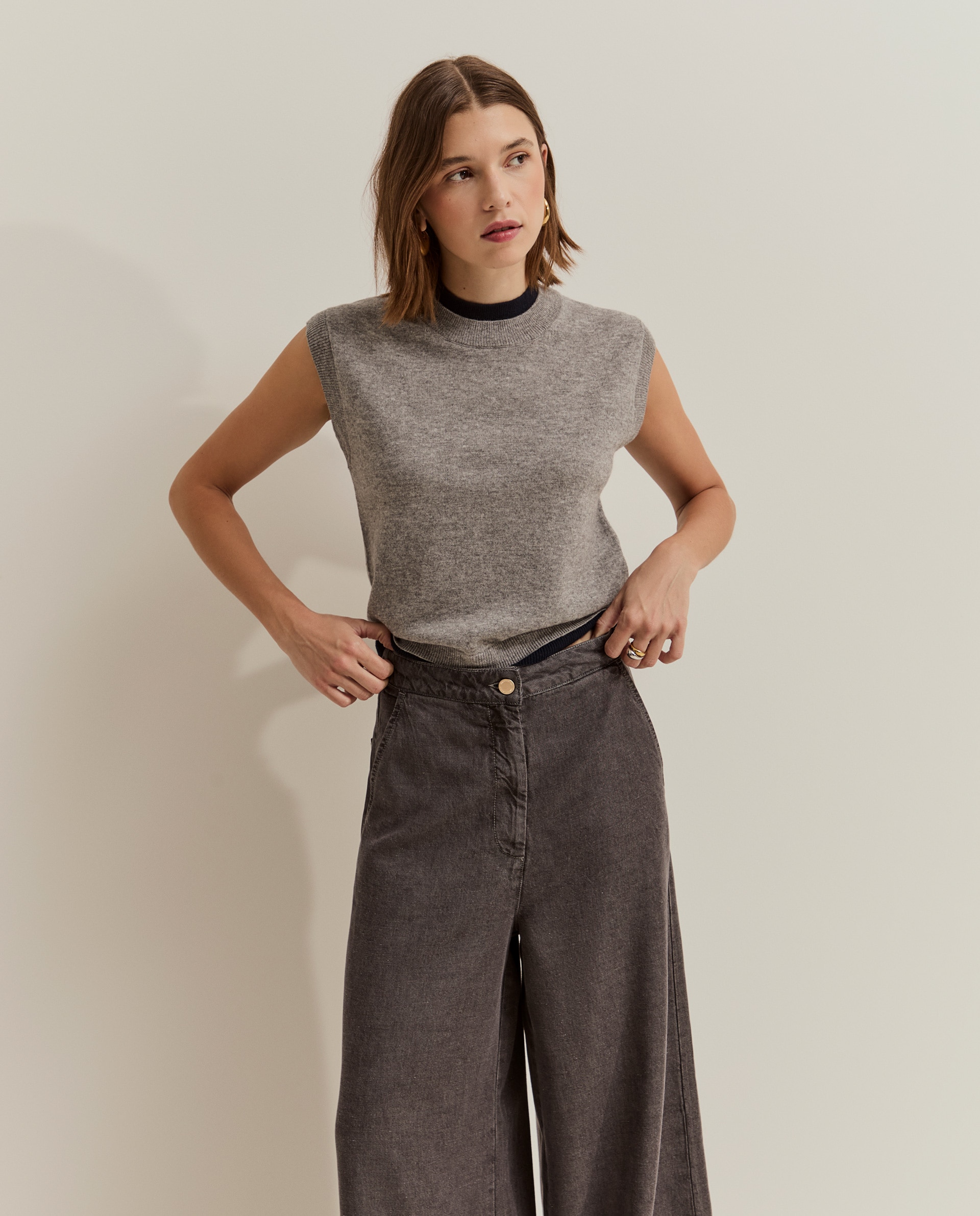 Vaqueros de mujer con pierna ancha - Lion of Porches - Gris Gris-2