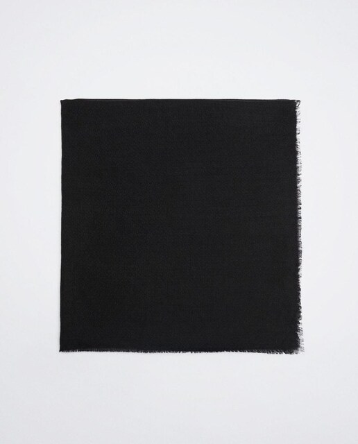 Imagen 0 de Pañuelo con pespuntes en liso