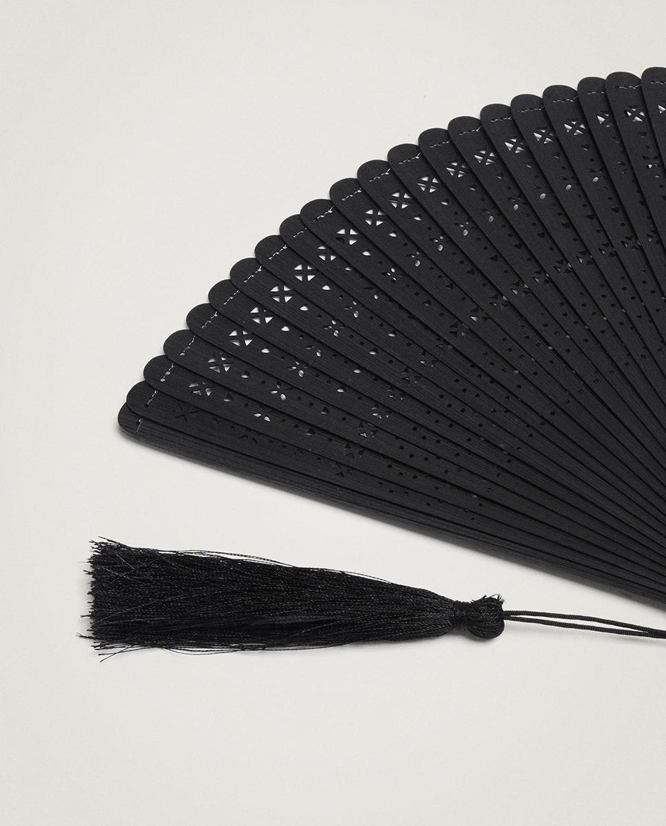 Abanico de bambú liso con troquelado - Parfois - Negro Negro-2