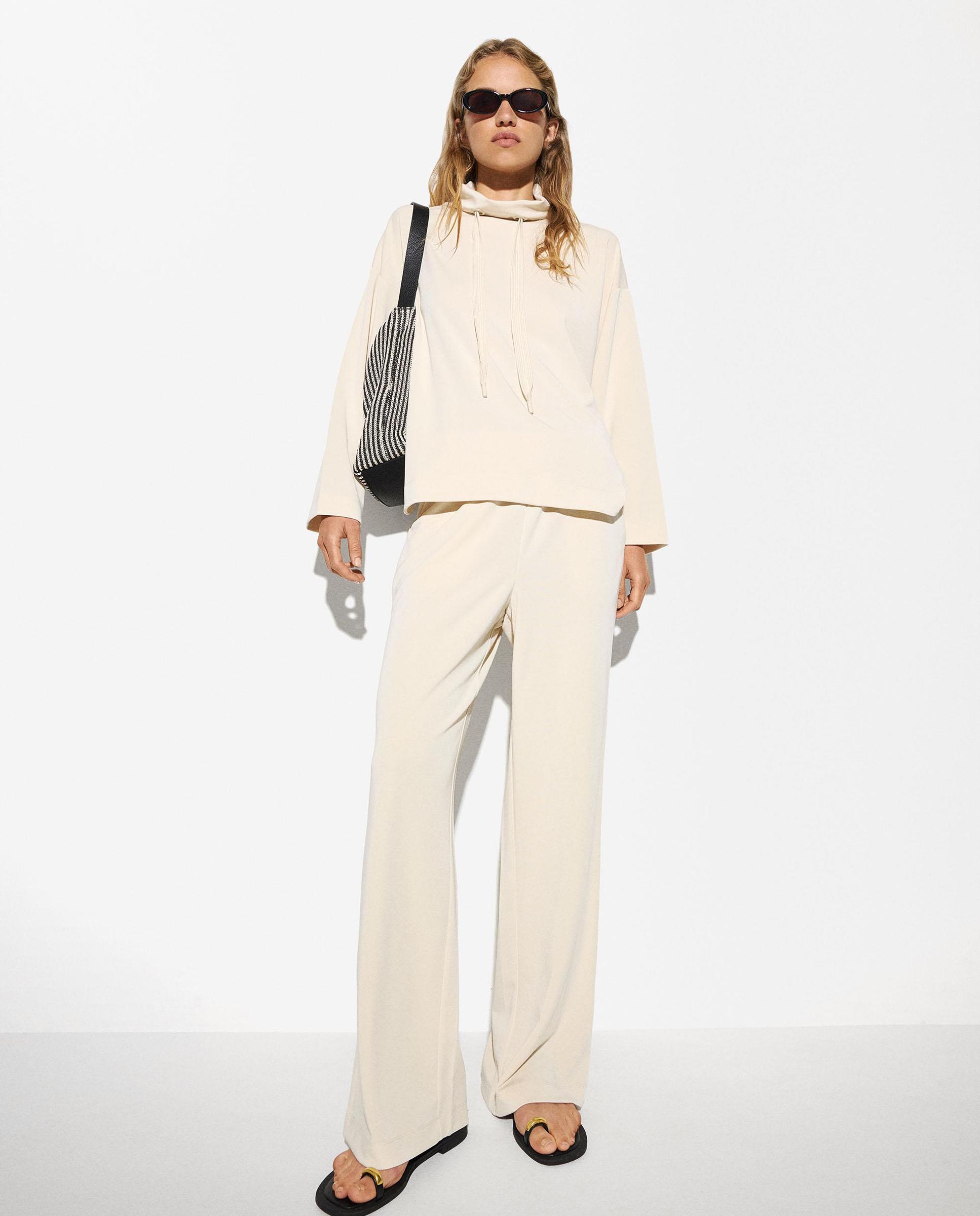 Parfois - Pantalones rectos de mujer con cinturilla elástica en liso.