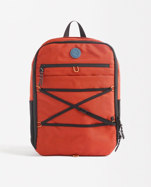 Imagen 0 de Mochila de mujer de viaje de cabina con varios compartimentos y tiras decorativas en liso