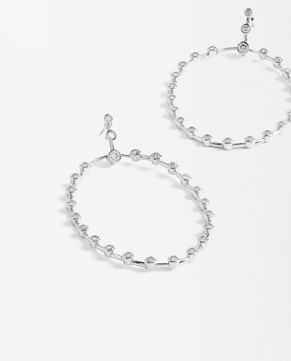 Pendientes largos ovalados con circonitas en plateado Plata-2