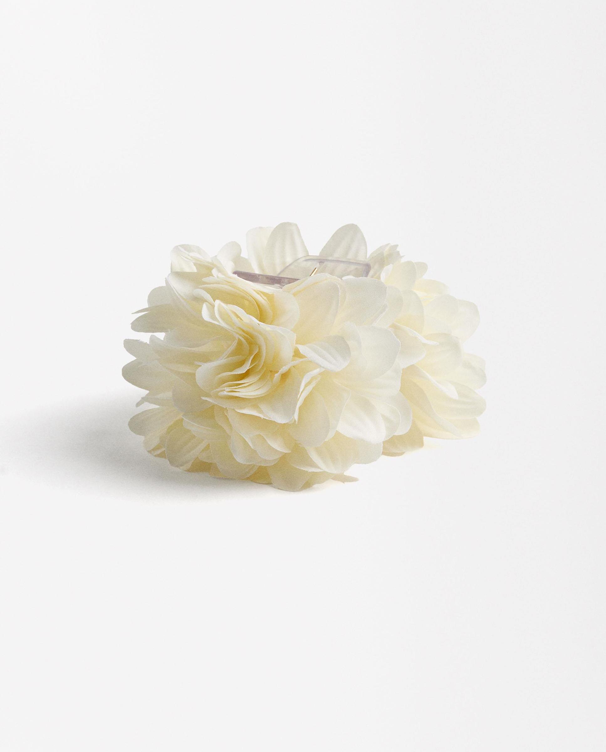 Pinza para el pelo con abalorio de flor